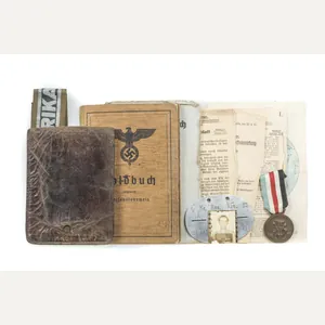 Afrikakorps Soldbuch grouping to Gefreiter Gerhard Strauß