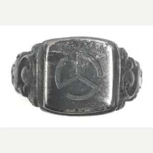 Rare period kantine ring 'Langemarck'