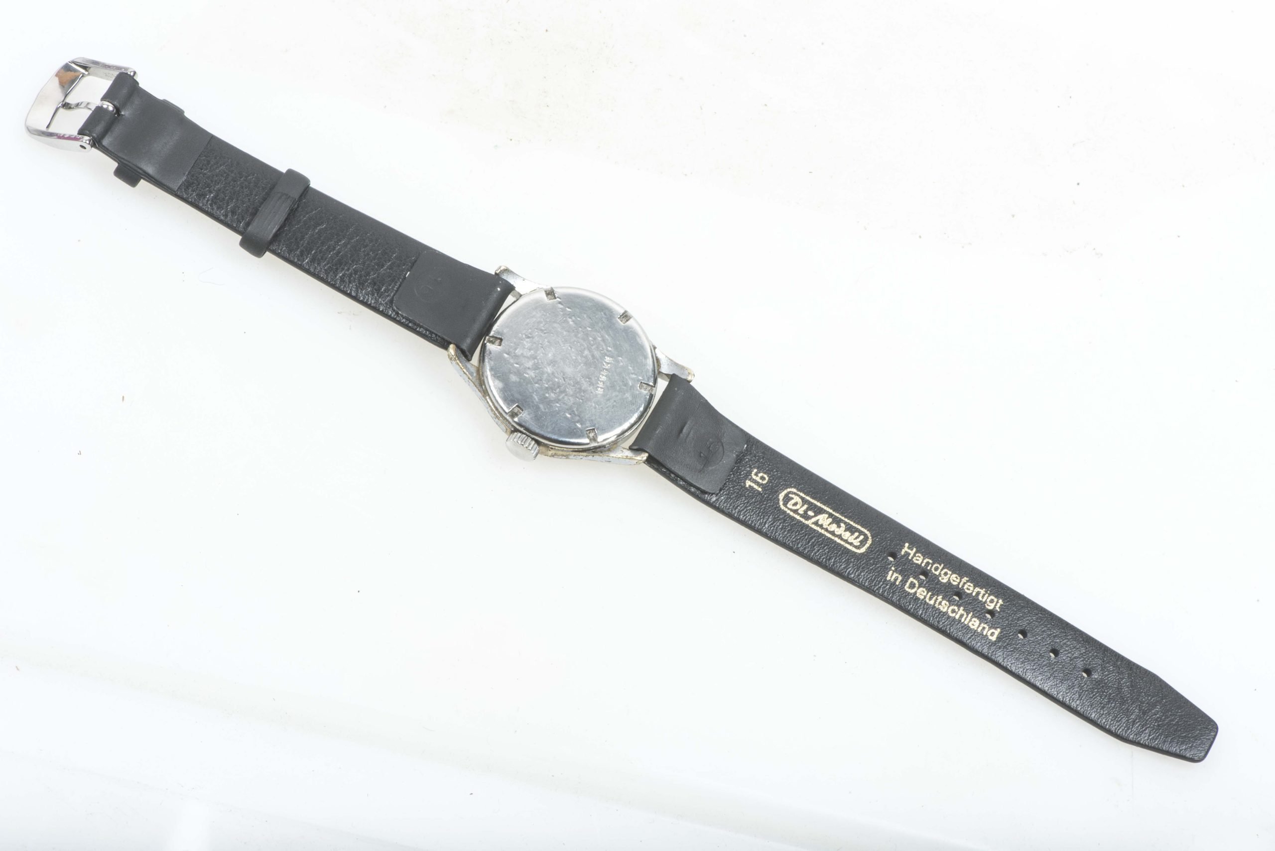 Kriegsmarine issue Zentra Dienstuhr wristwatch — image 2