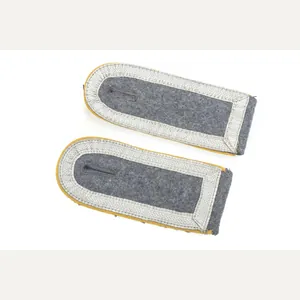 Matching Luftwaffe NCO shoulderstraps for a Feldwebel