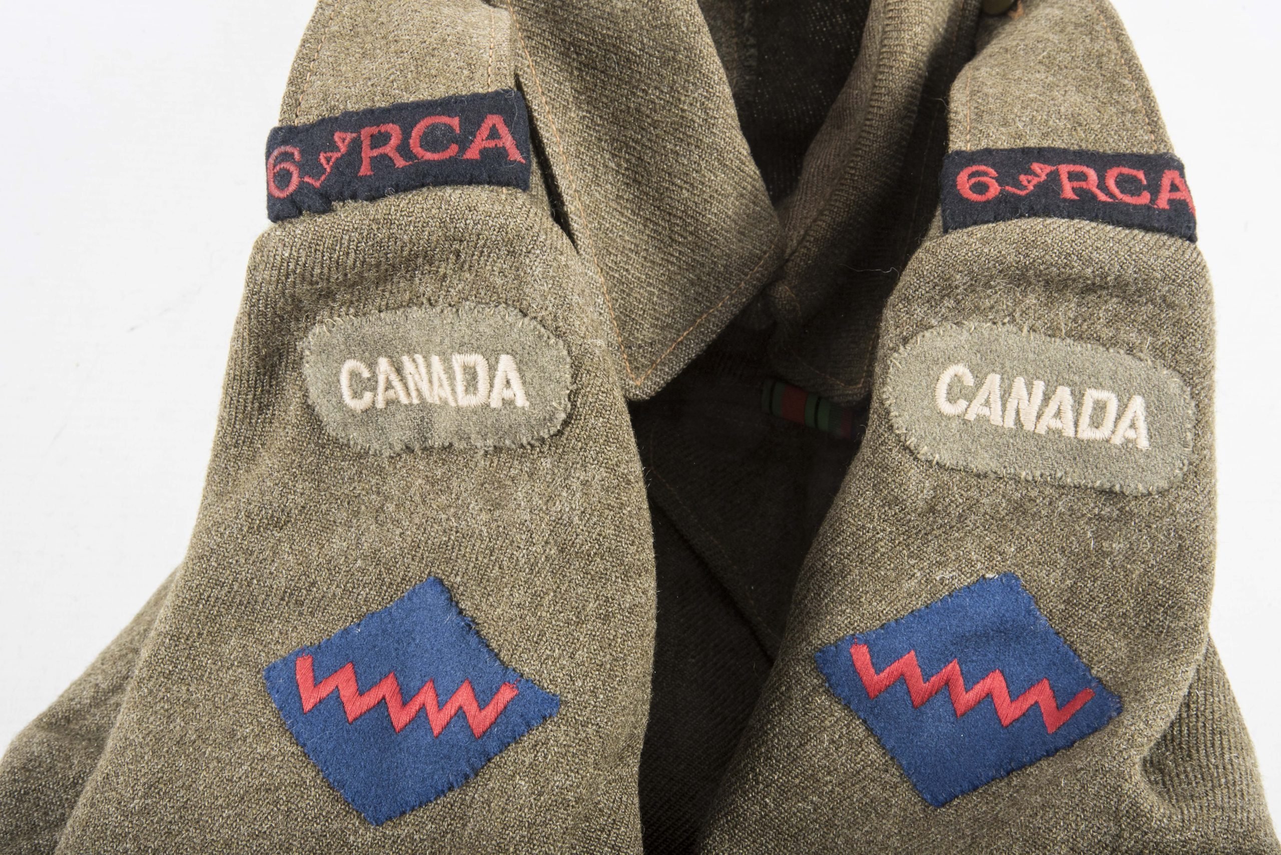 Canadian Battledress 6th Light Anti-Aircraft Regiment, Royal Canadian Artillery — image 4