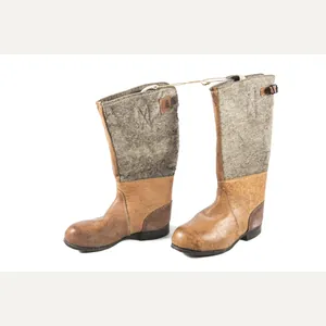 Unissued EM / NCO felt boots marked 0/0656/0013