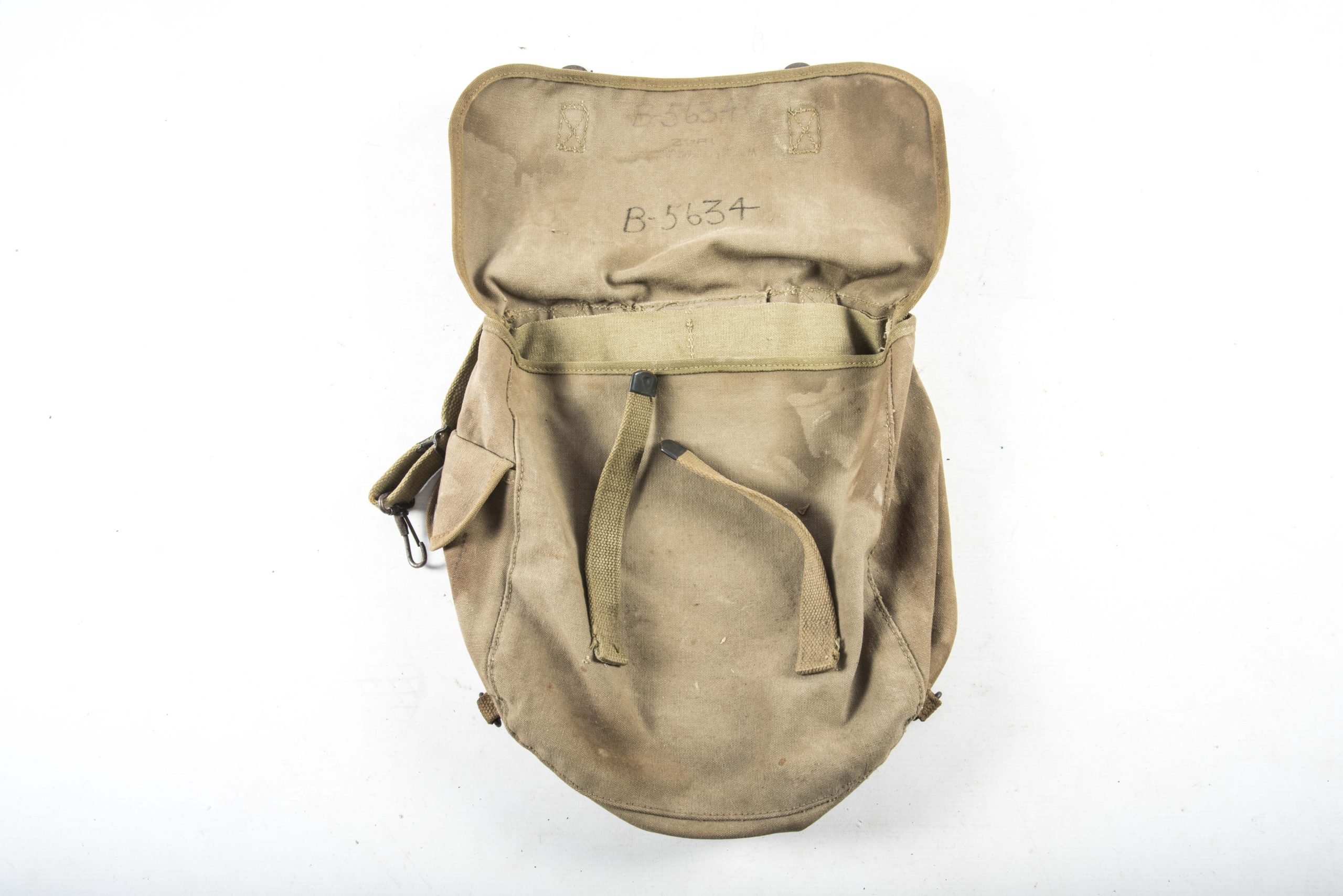 US Musette bag dated 1942 ID'ed B-5634 — image 2