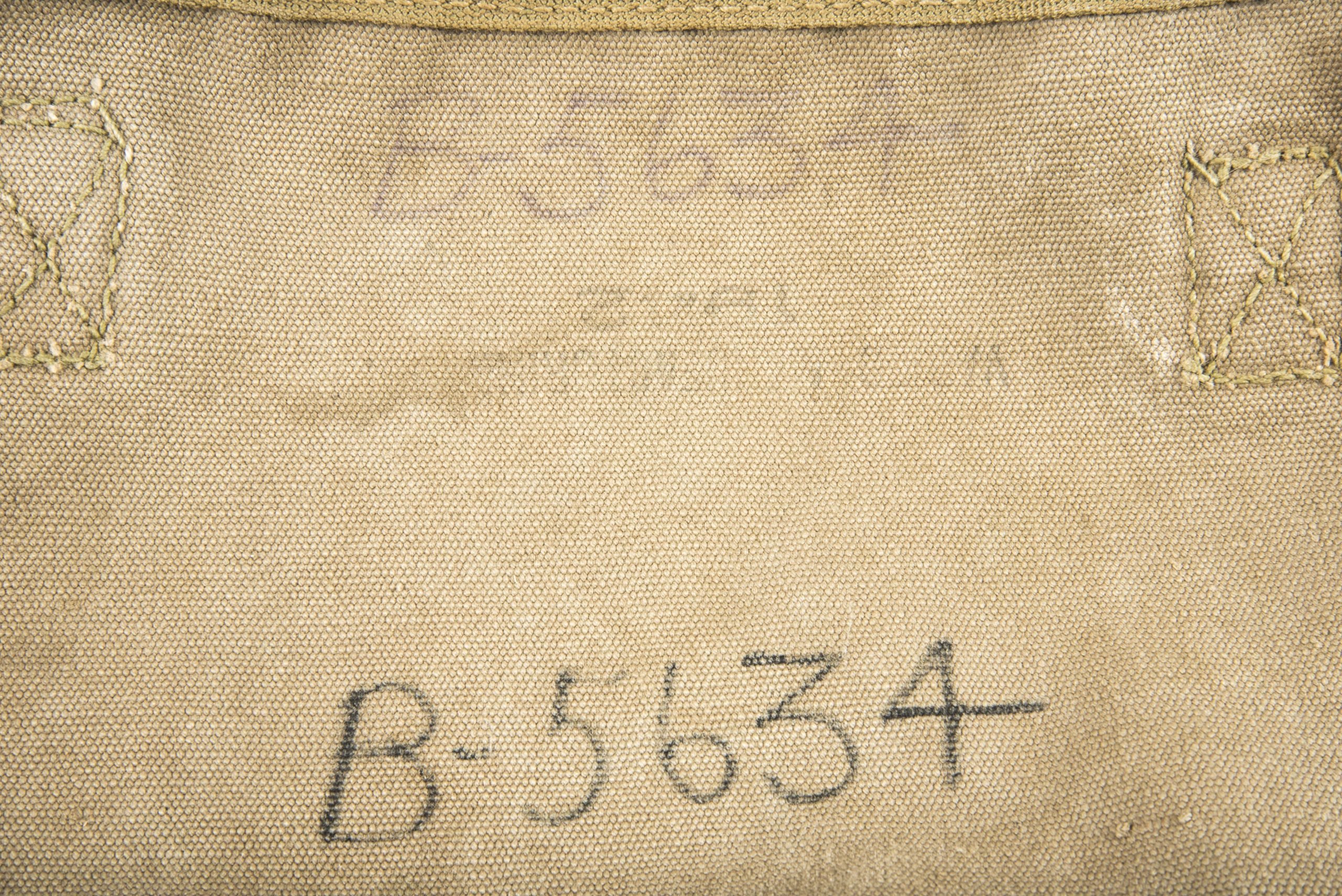 US Musette bag dated 1942 ID'ed B-5634 — image 3