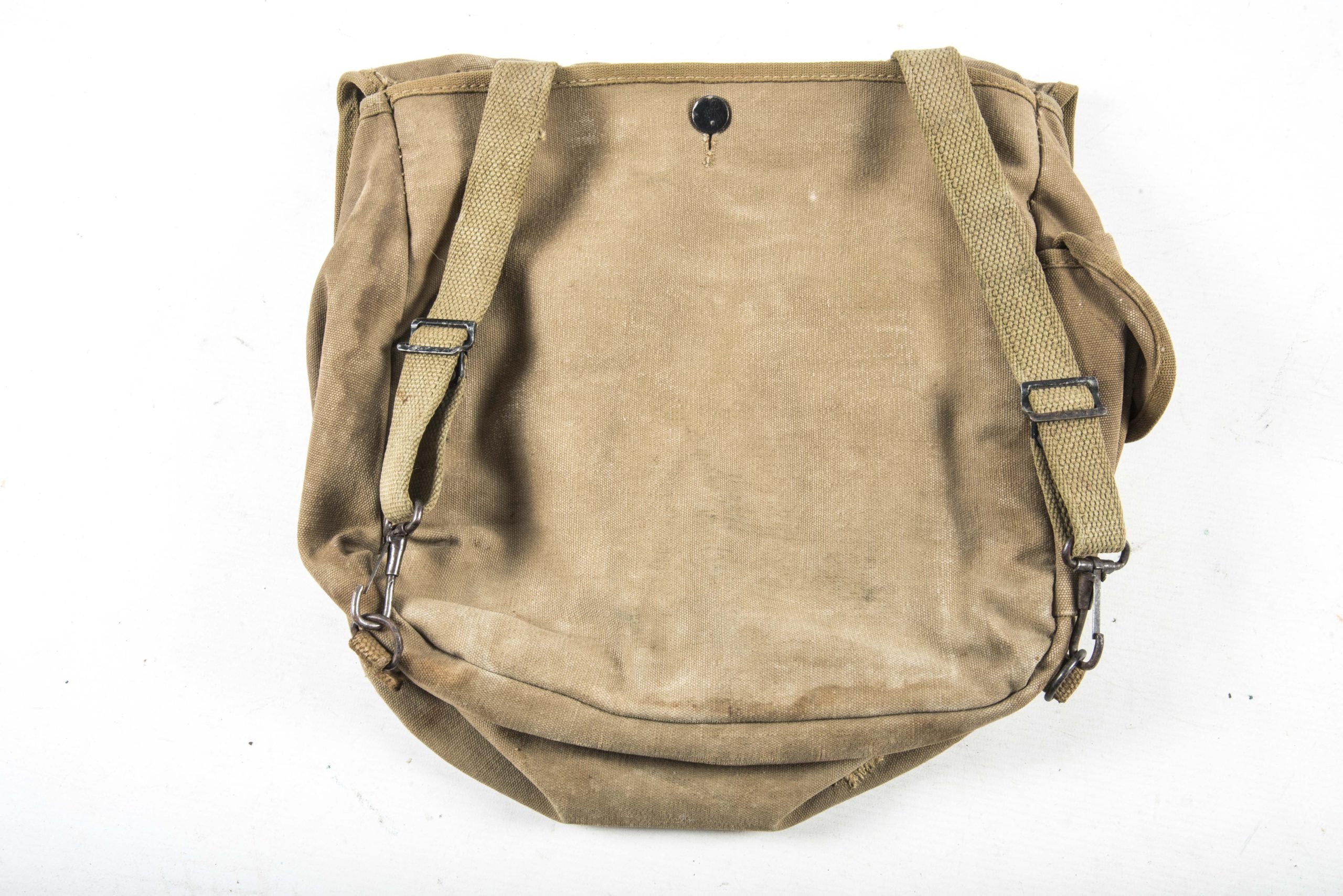 US Musette bag dated 1942 ID'ed B-5634 — image 4