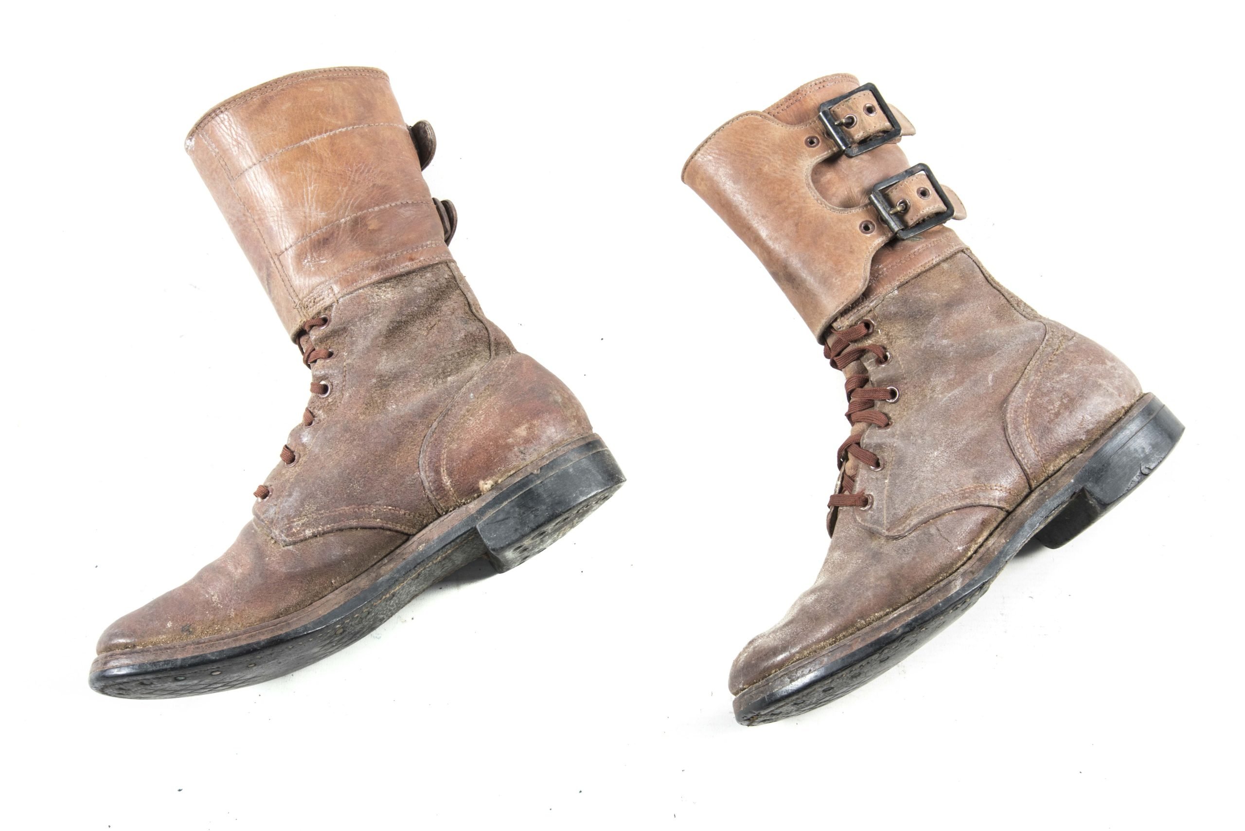 US Buckle boots marked size 7 D dated 1945 — image 2