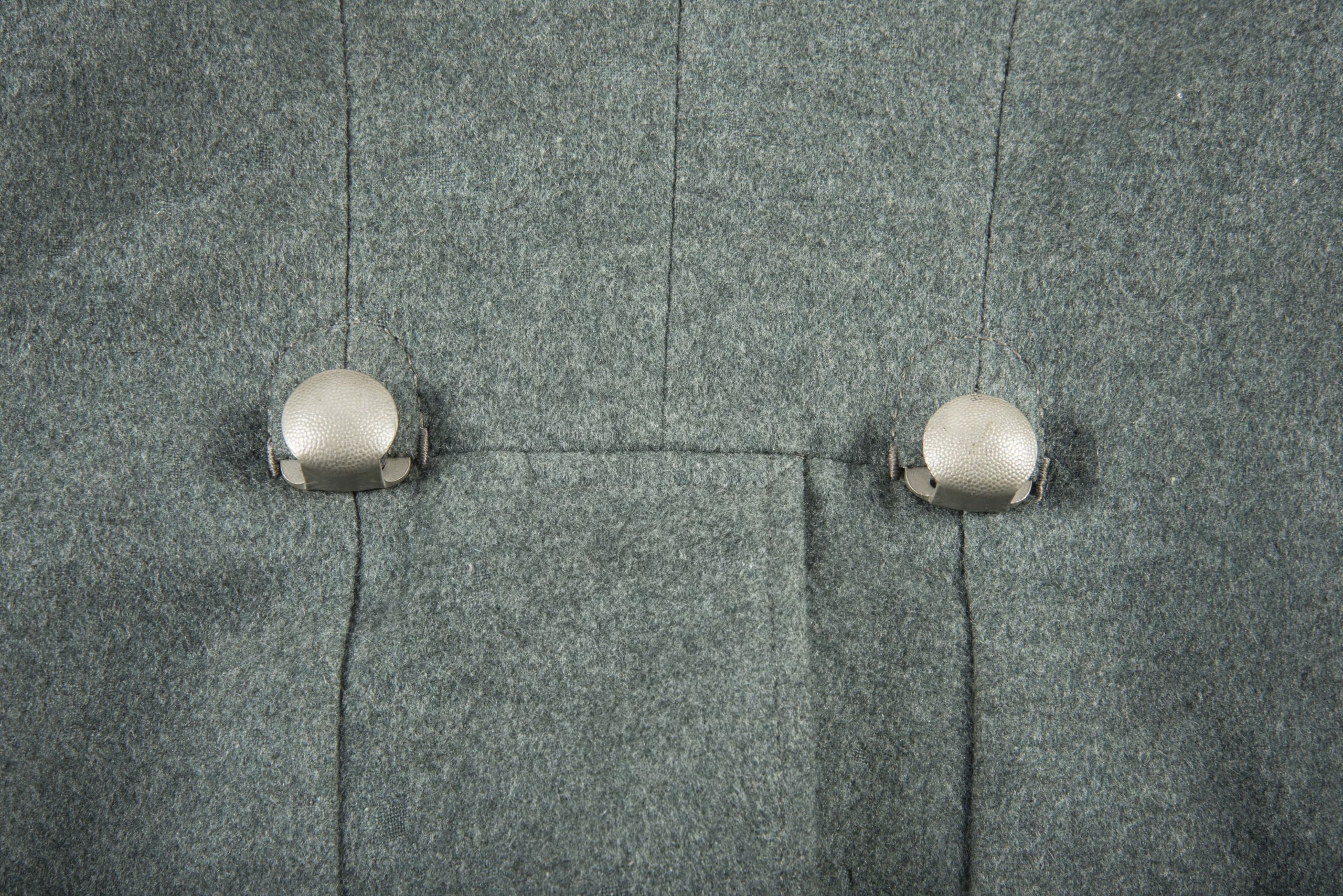 Heer M31 field blouse for a Oberfeldwebel in Artillerie Regiment 35 — image 13