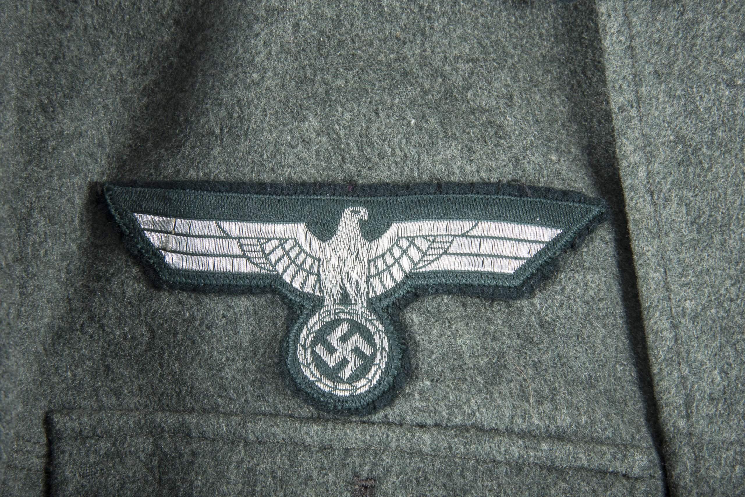 Heer M31 field blouse for a Oberfeldwebel in Artillerie Regiment 35 — image 7
