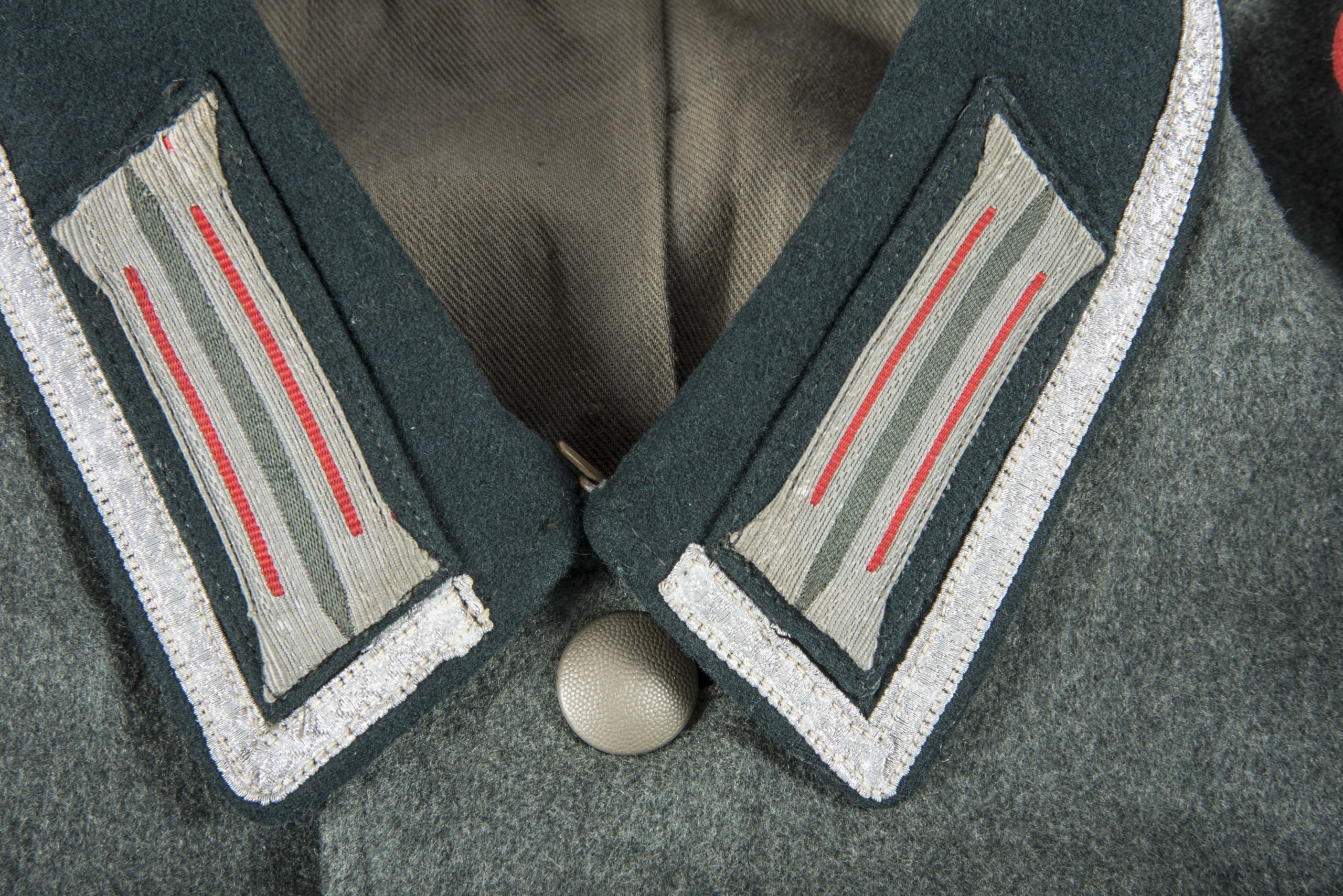 Heer M31 field blouse for a Oberfeldwebel in Artillerie Regiment 35 — image 8