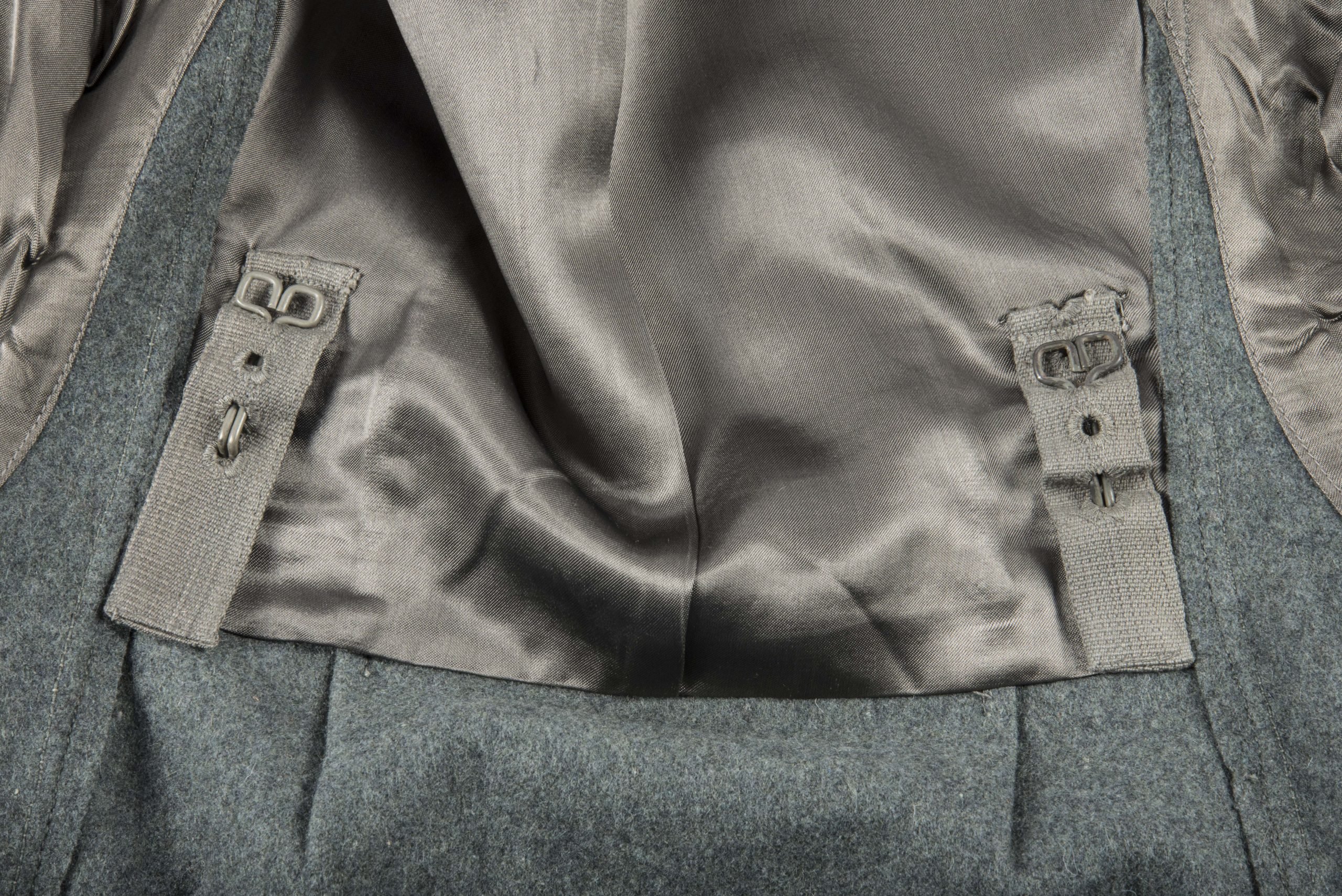 Heer EM M42 field blouse for a Obergefreiter in Grenadier Regiment 313 — image 10