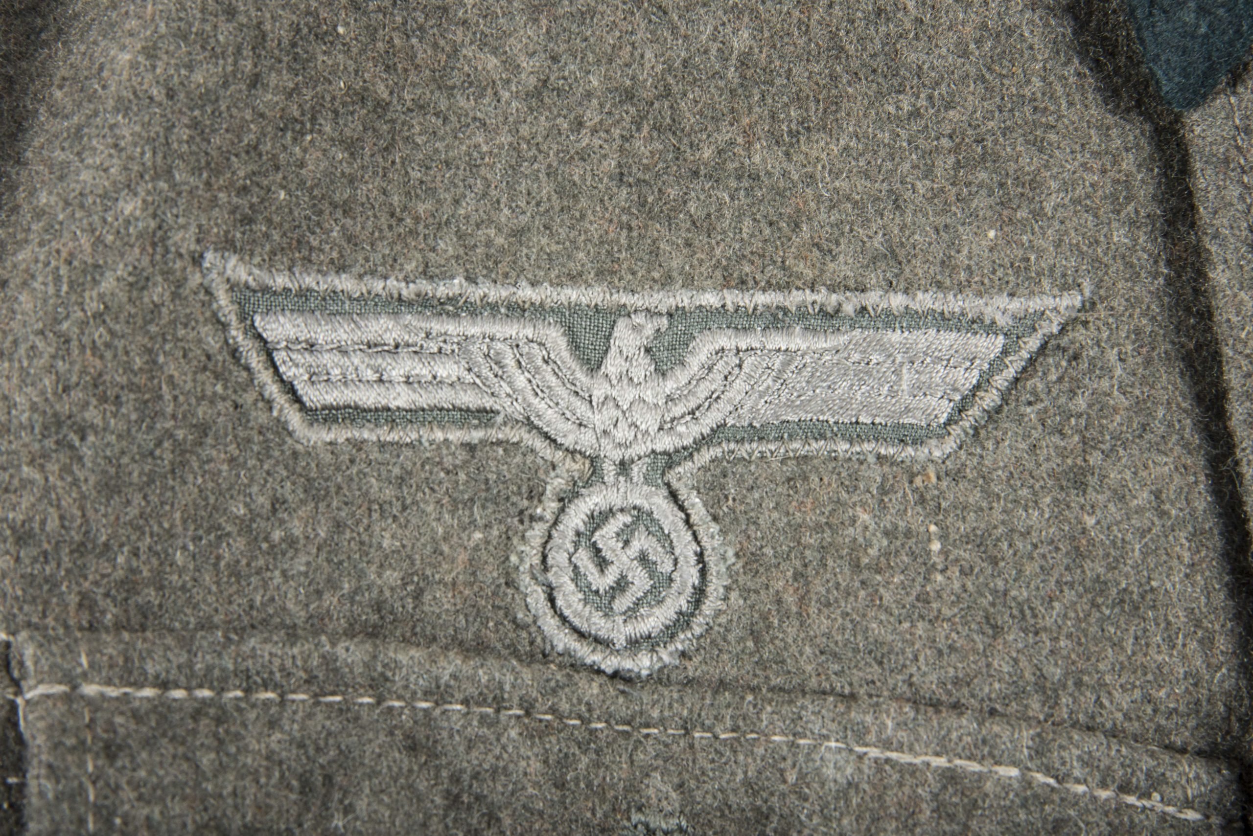 Heer converted EM field blouse for a Leutnant der Panzergrenadiere — image 10