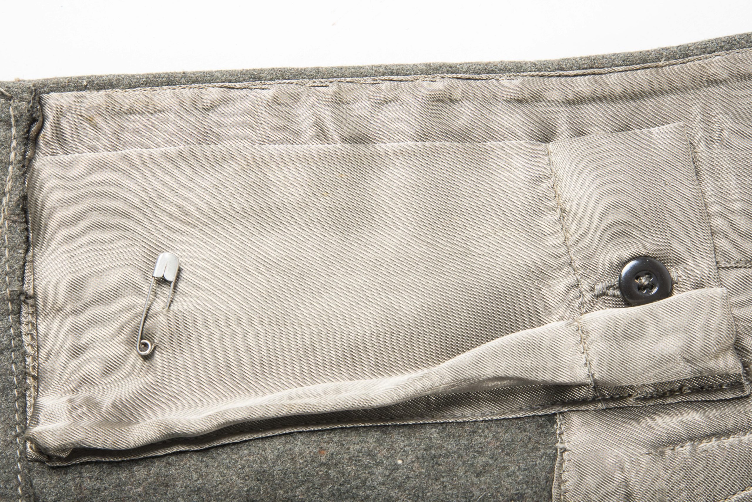 Heer converted EM field blouse for a Leutnant der Panzergrenadiere — image 5