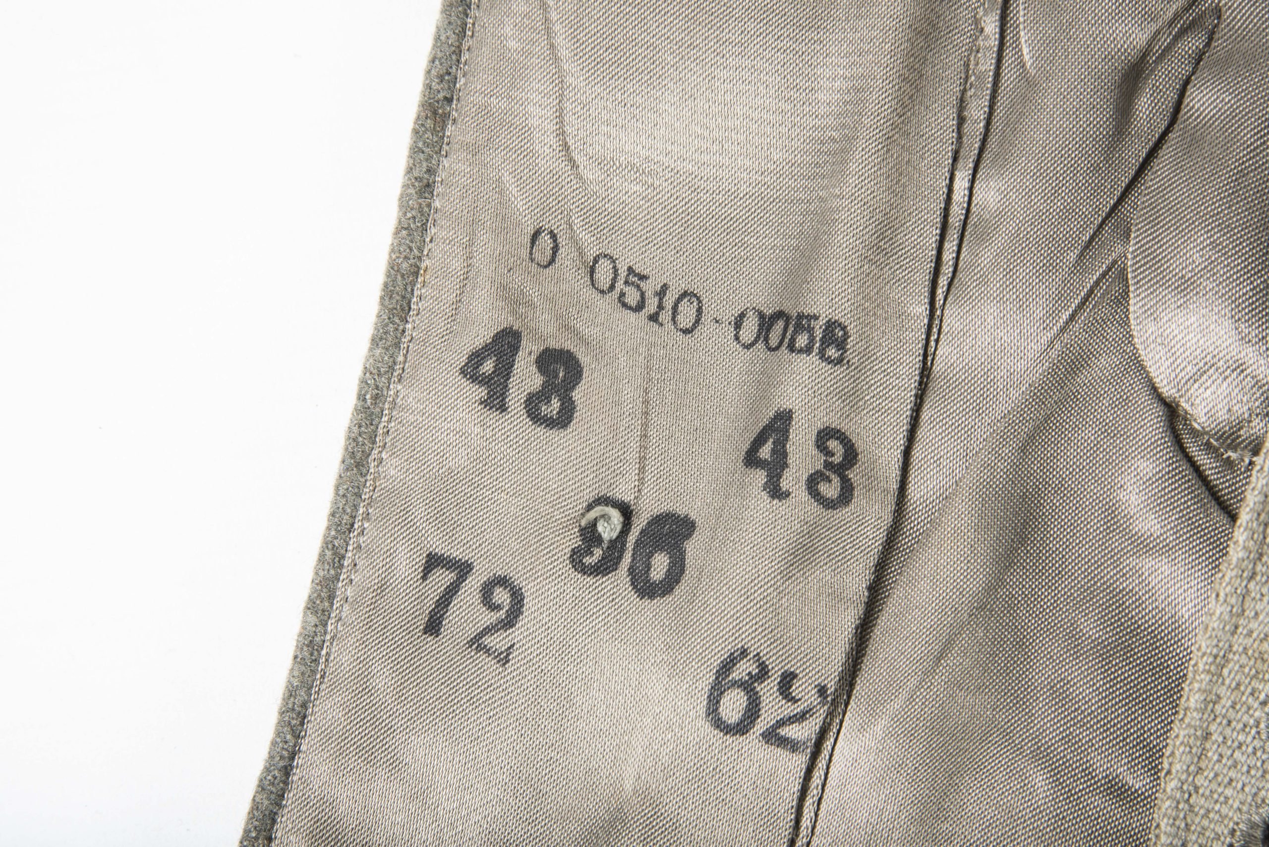 Heer converted EM field blouse for a Leutnant der Panzergrenadiere — image 7