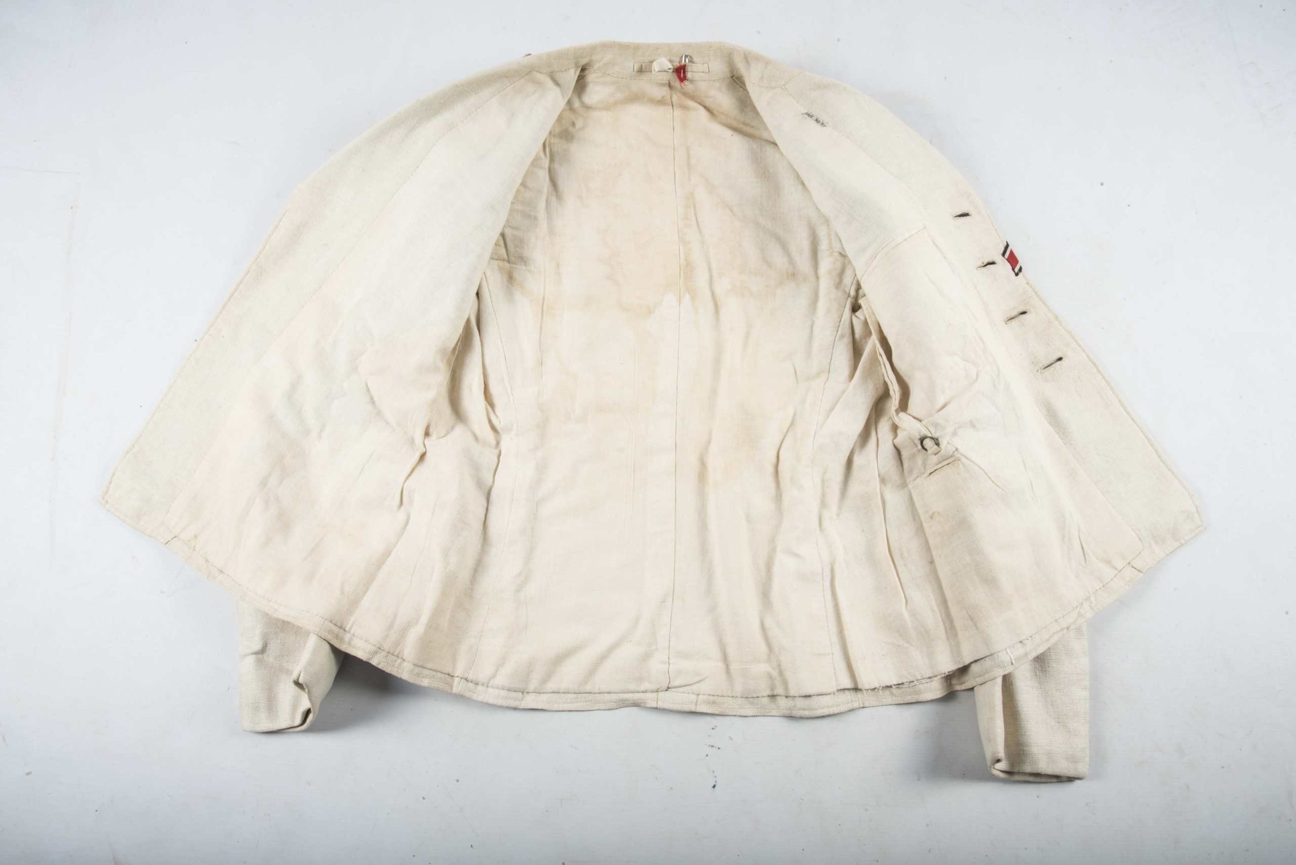 Luftwaffe summer service blouse for a Oberleutnant der Flak — image 2