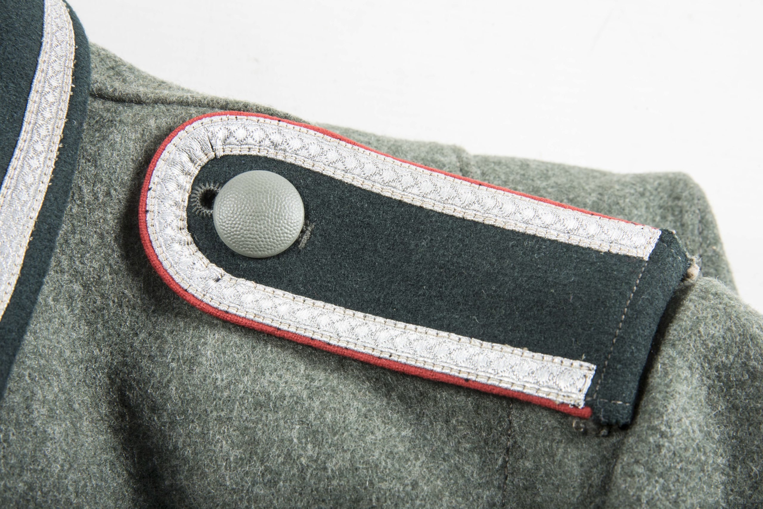 Heer NCO M36 field blouse for a Unteroffizier der Artillerie — image 17