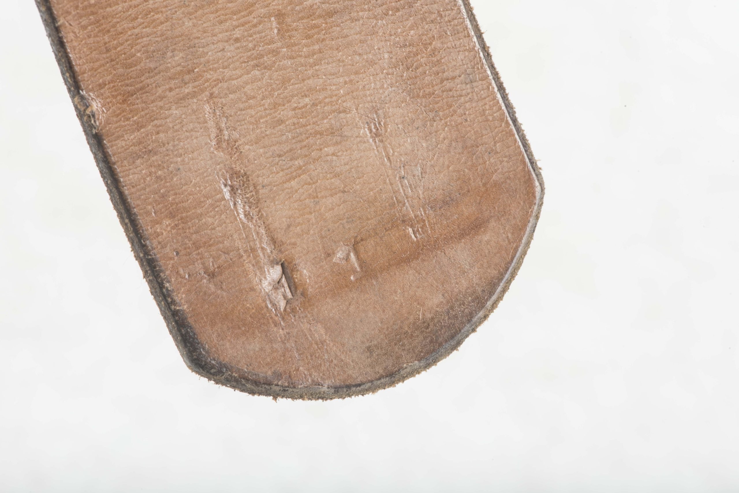 Unissued leather equipment belt dated 1941, size 115 — image 9