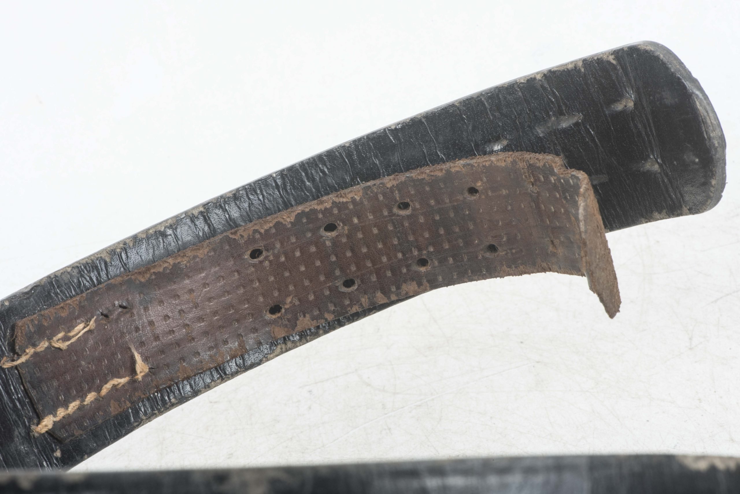 Rare Pressstoff equipment belt with steel Heer buckle — image 3
