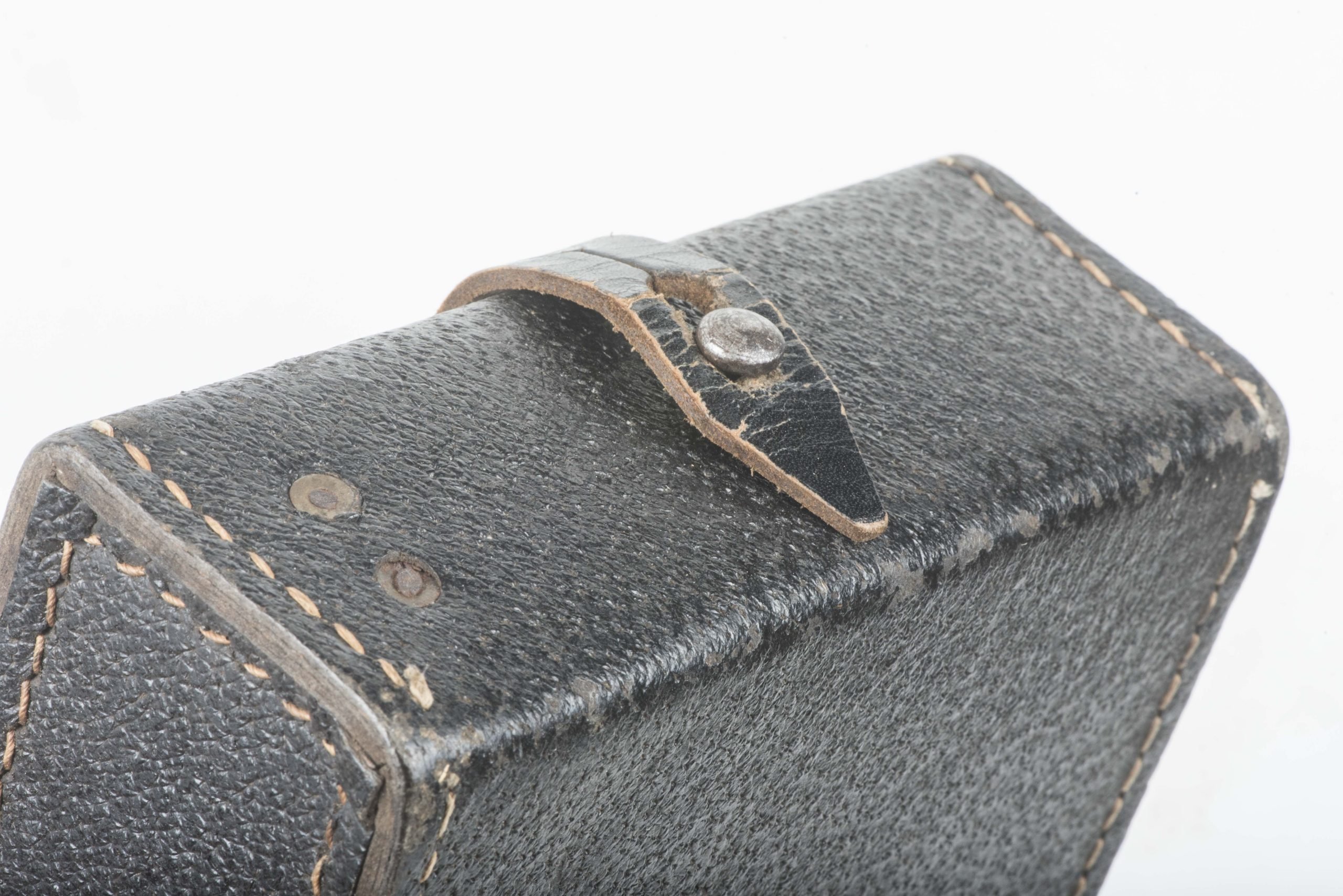 MG34 u. MG42 tool pouch marked gyb 44 — image 3