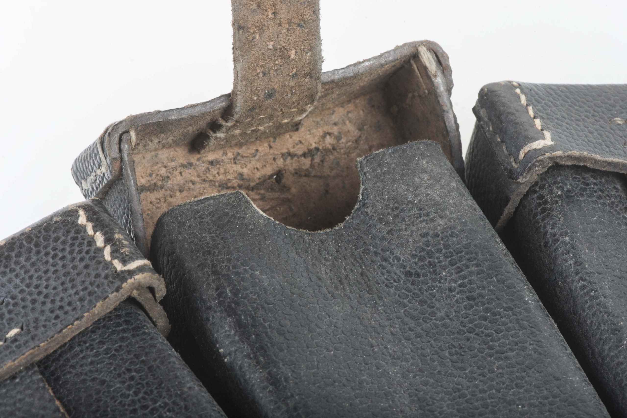 Postwar K98 pouches dated 1950 — image 3