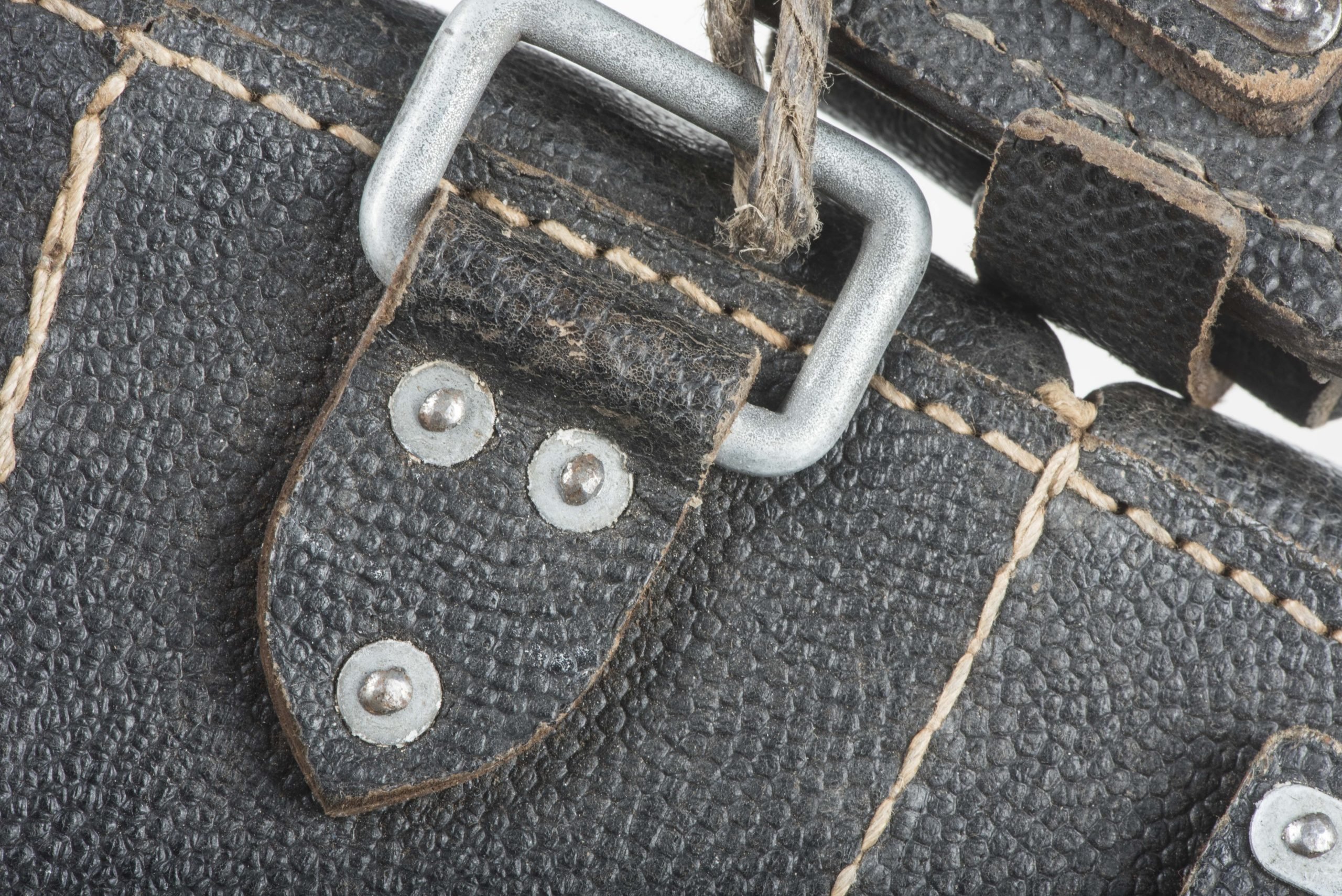 Postwar K98 pouches dated 1950 — image 6