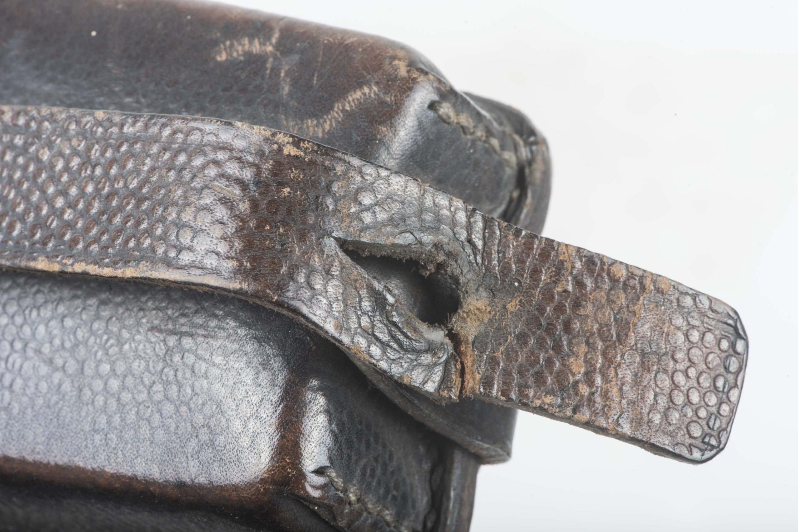 Pre war K98 ammunition pouch dated 1937 — image 8