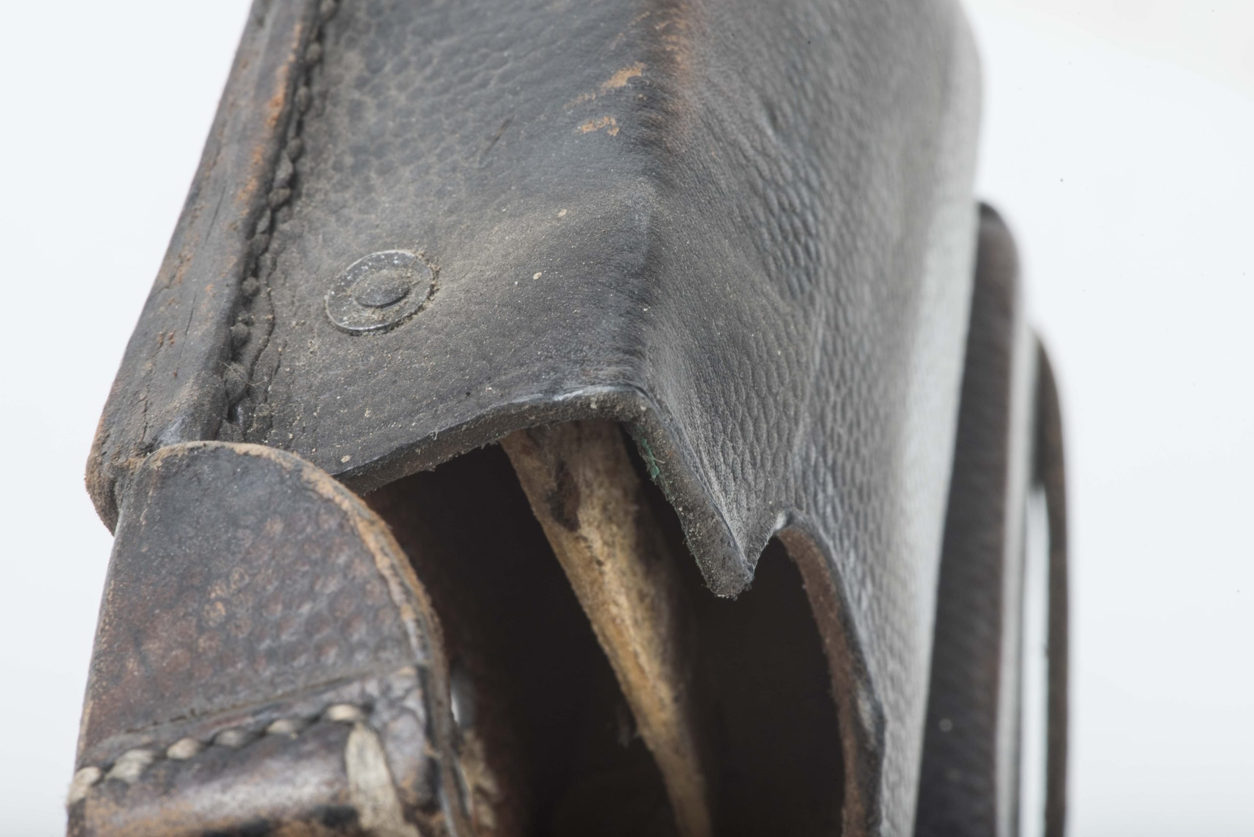 Pre war K98 ammunition pouch dated 1937 — image 9