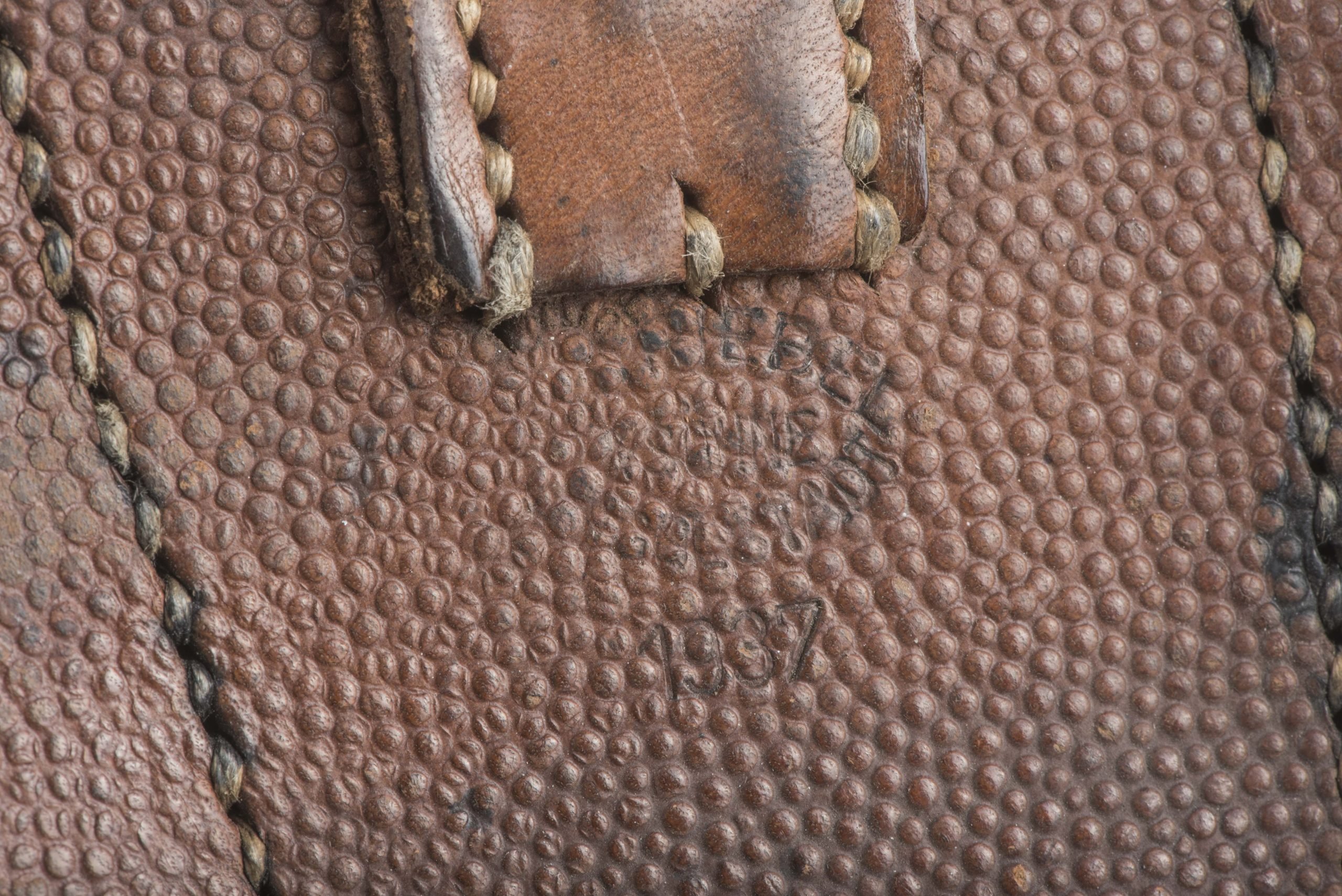 Pre war K98 ammunition pouch dated 1937 — image 2