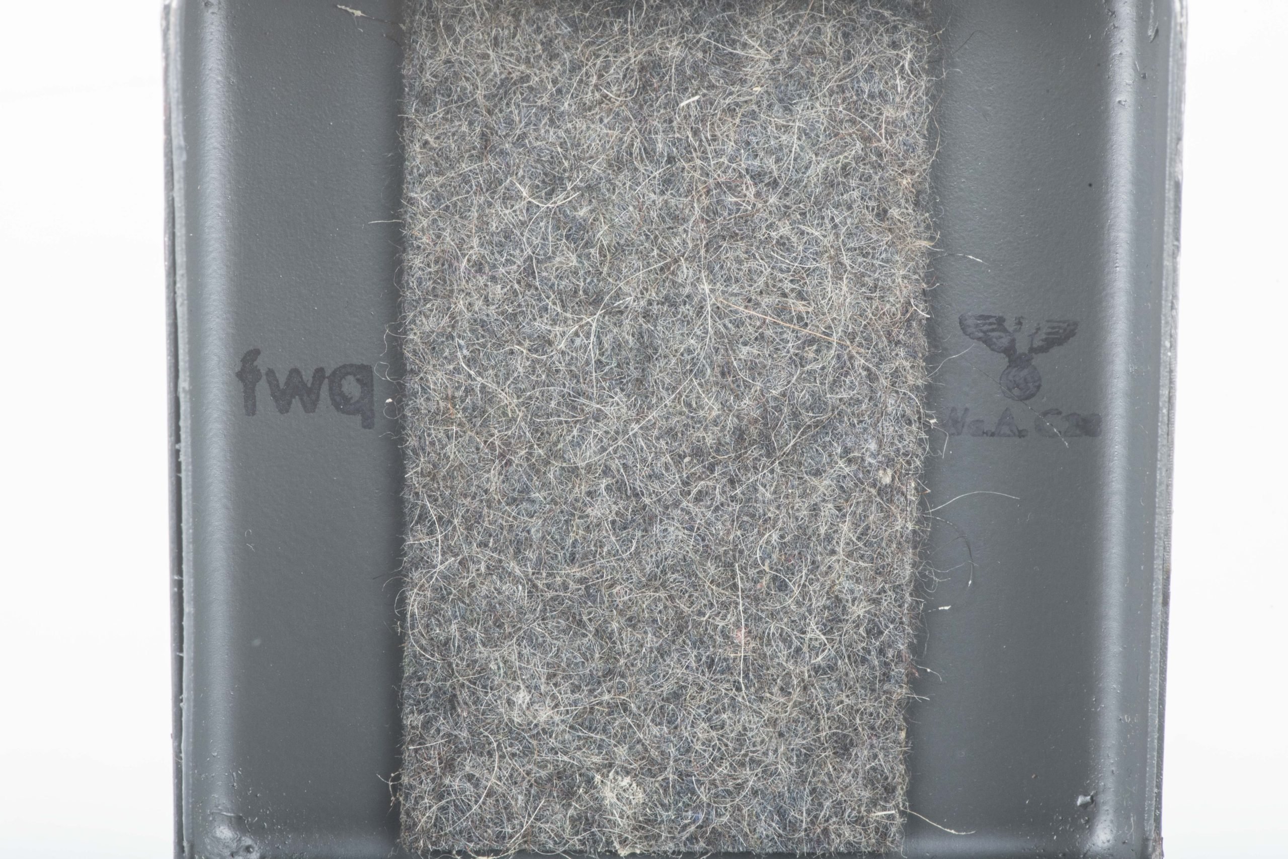 Optic lighting battery box marked fwq in Blaugrau paint — image 9