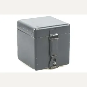 Optic lighting battery box marked fwq in Blaugrau paint