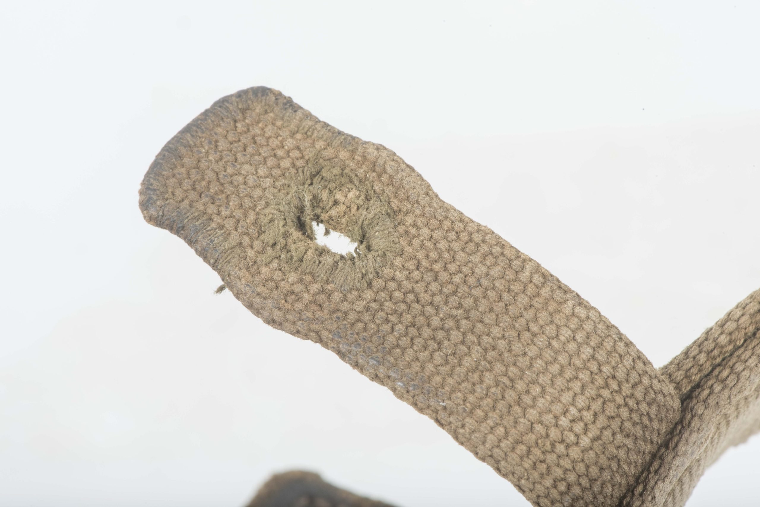 Tropical K98 bayonet frog — image 5