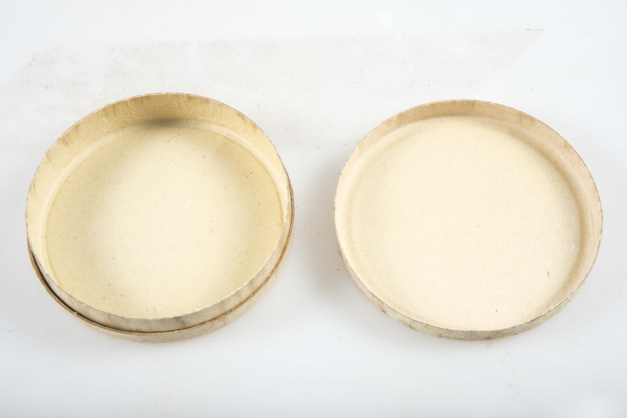 Rare cardboard Scho-Ka-Kola ration chocolate package 9/44 — image 3