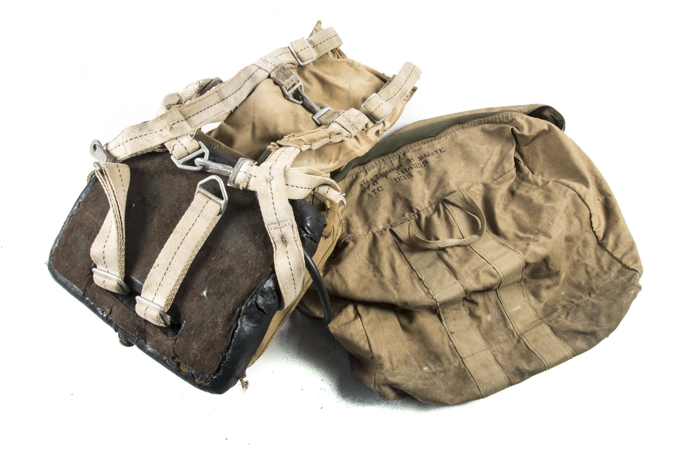 USAAF seat parachute named Whitcomb H Slate F/0 T 184533 — image 14