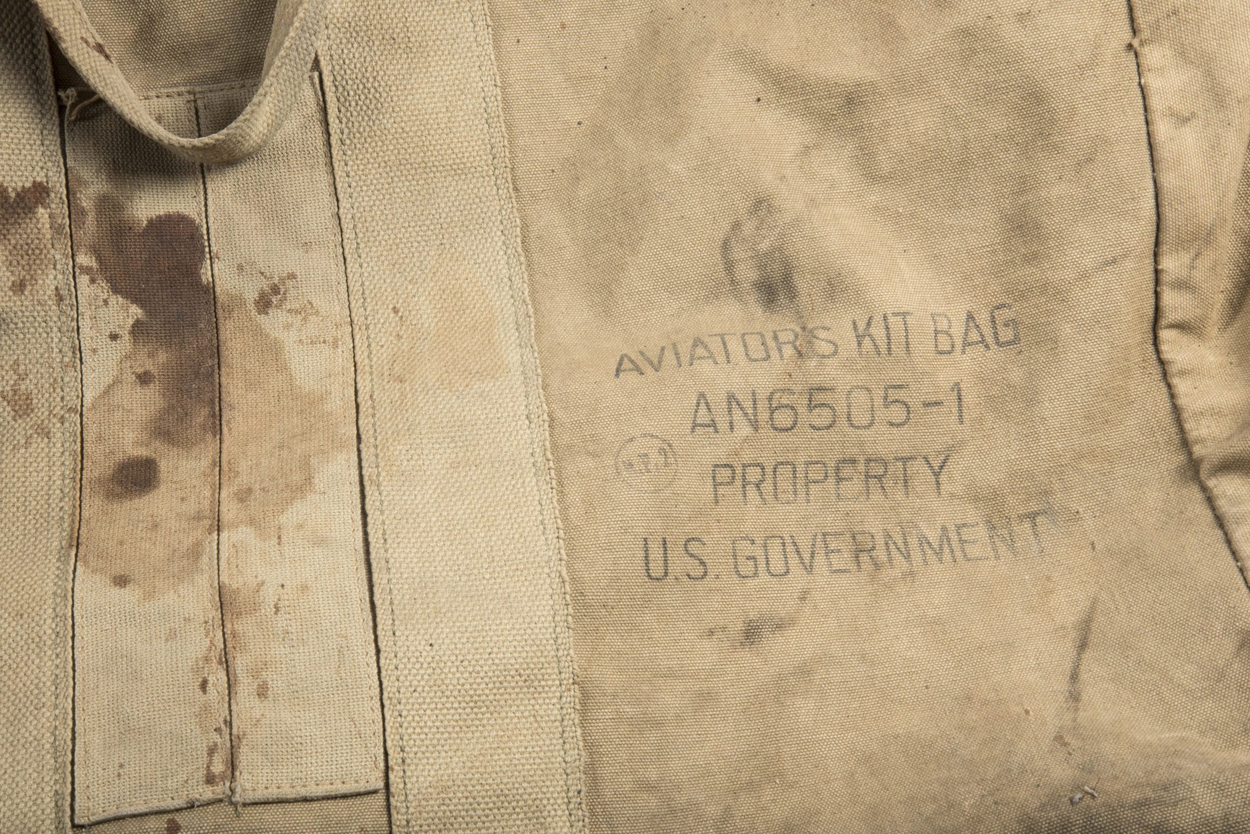 USAAF seat parachute named Whitcomb H Slate F/0 T 184533 — image 17