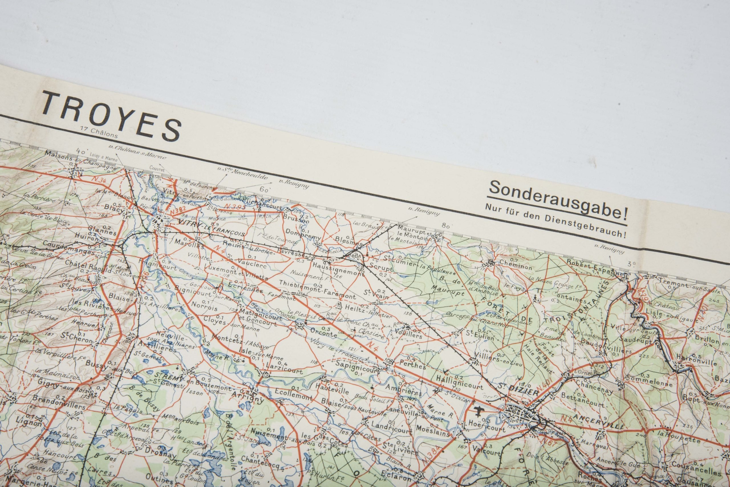 Heer map plotting board or Kartenbrett with marked maps — image 33