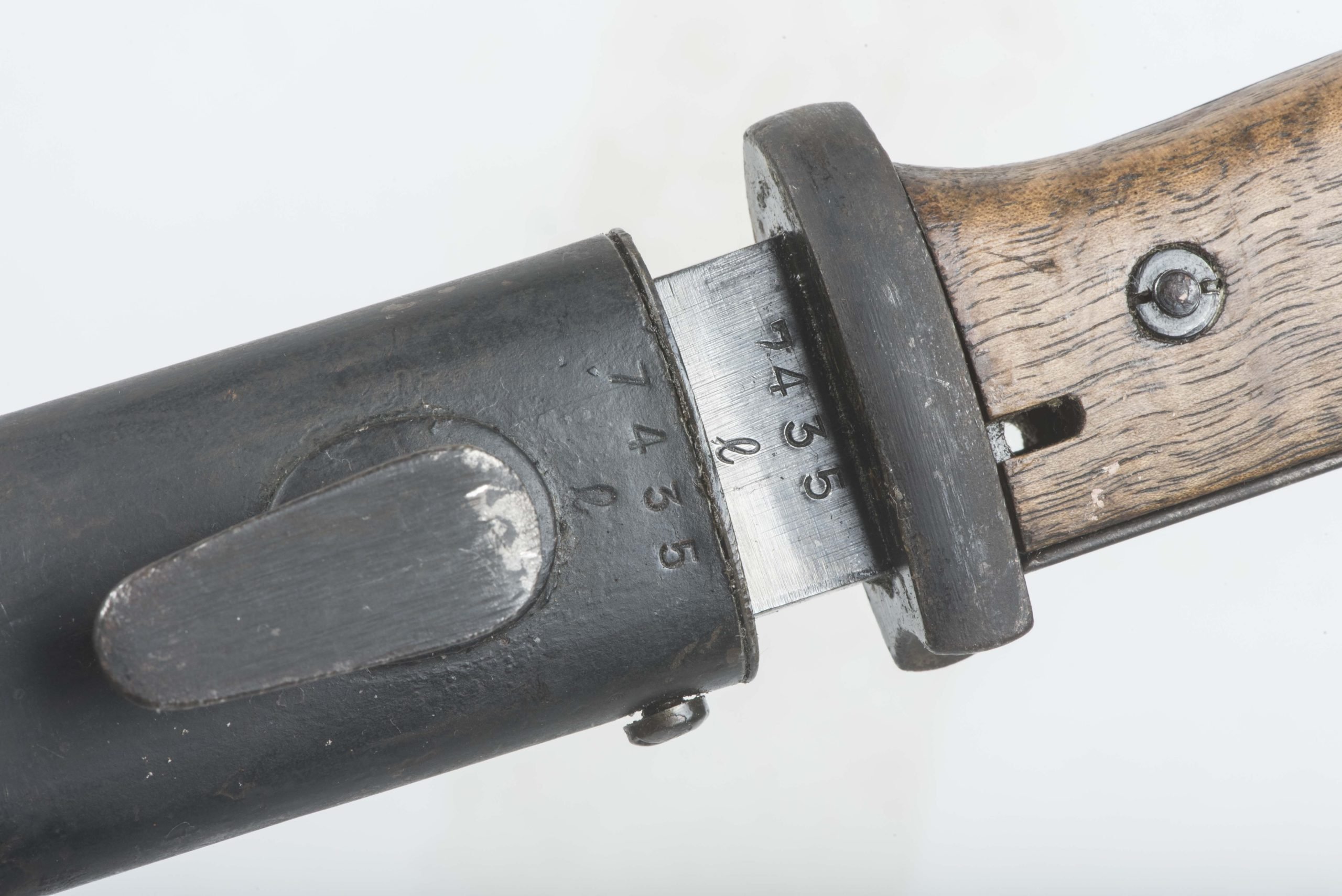 Matching K98 bayonet marked 44 asw # 7435 — image 7