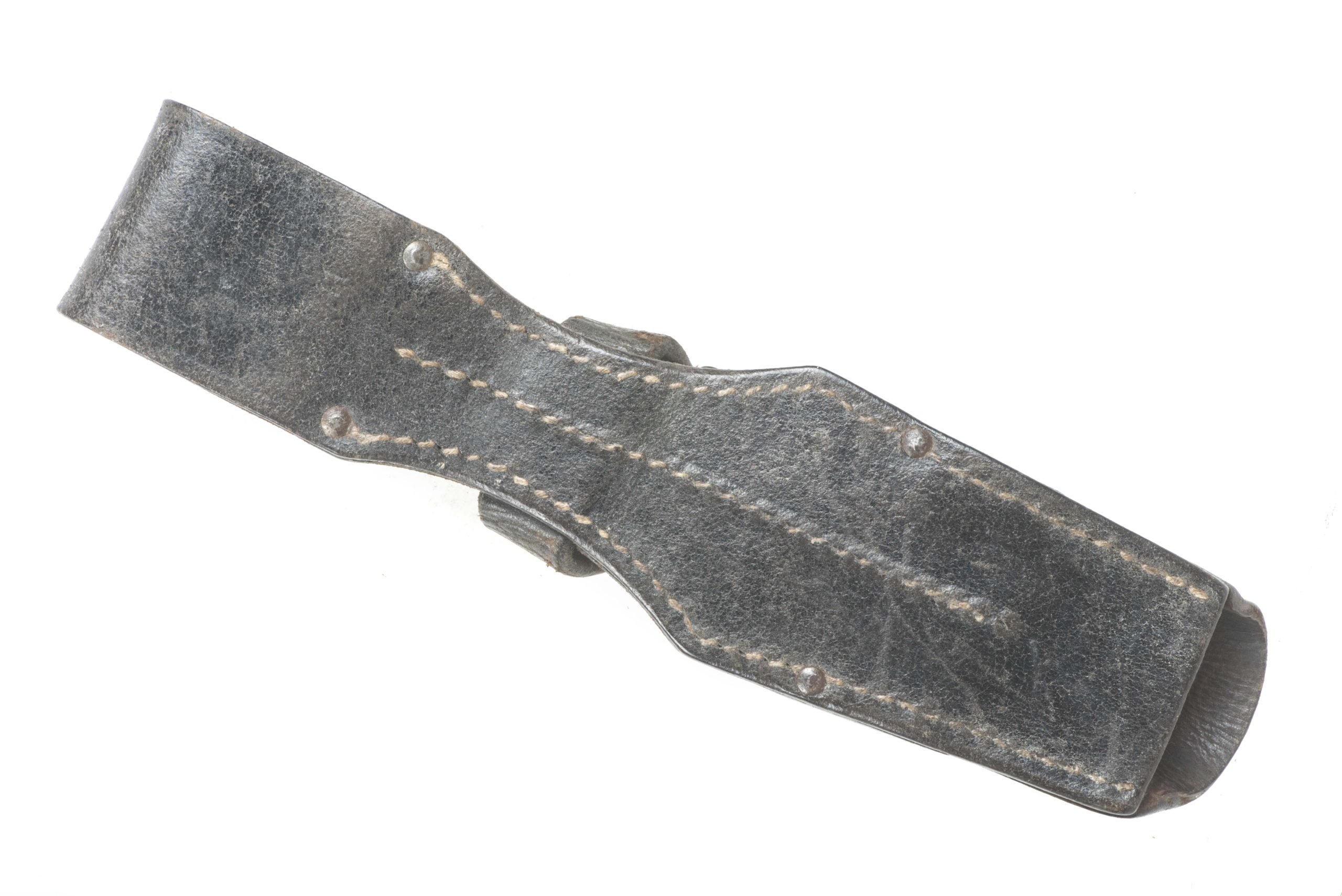 K98 bayonet frog marked Stuttgart 1941 — image 2