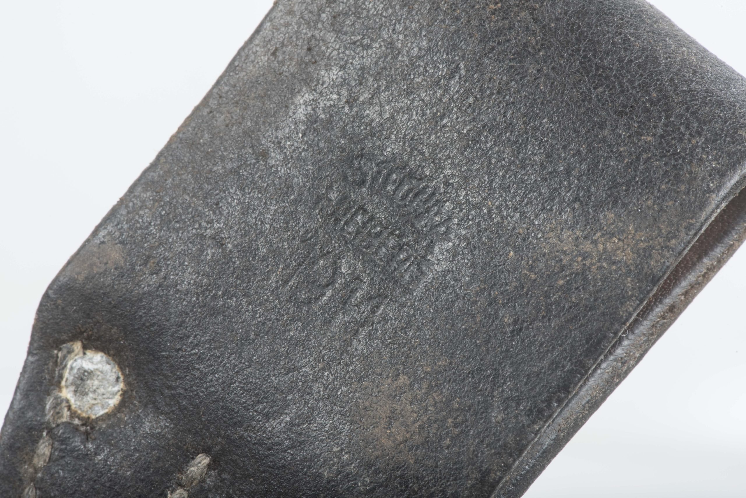 K98 bayonet frog marked Stecher, Freiberg 1941 — image 4