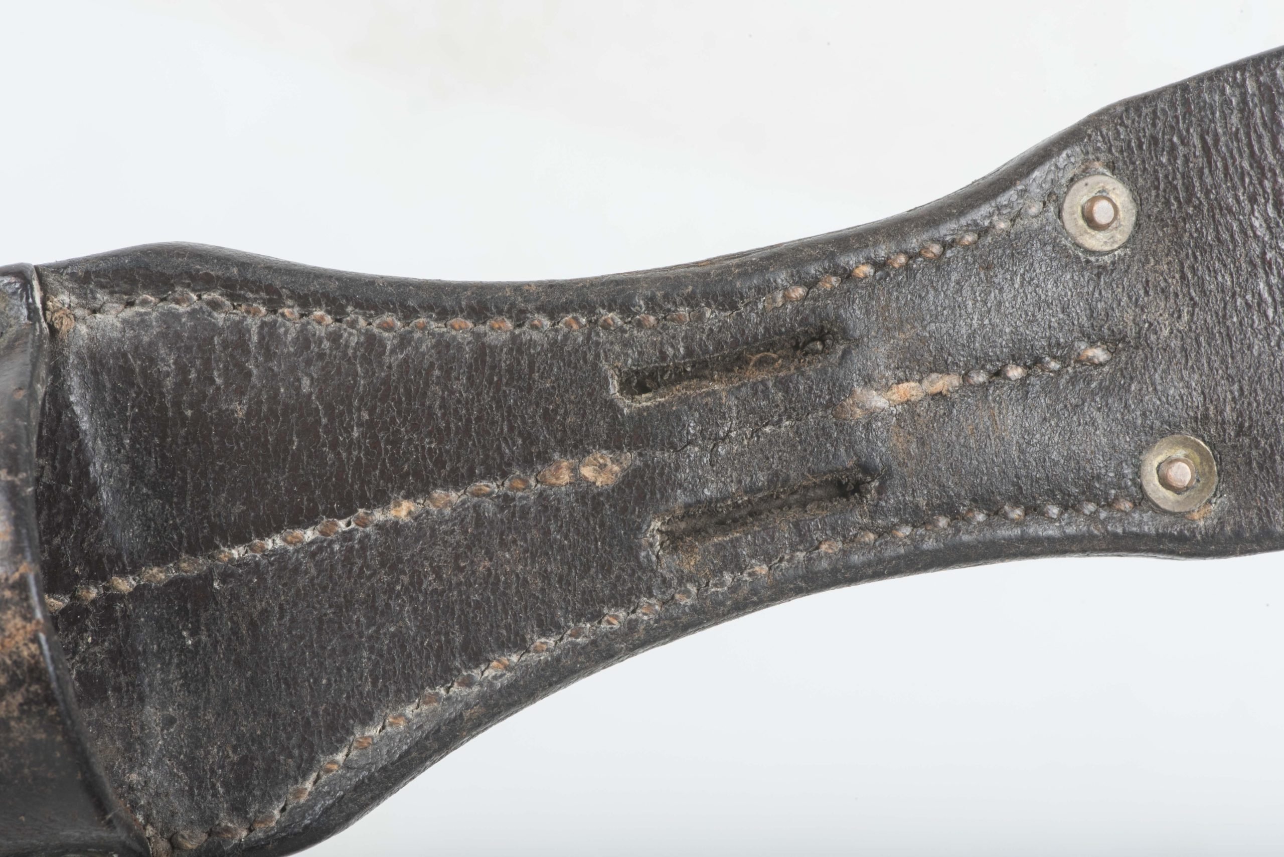 Luftwaffe issue chocolate brown K98 bayonet frog marked Otto koberstein, LBA — image 10