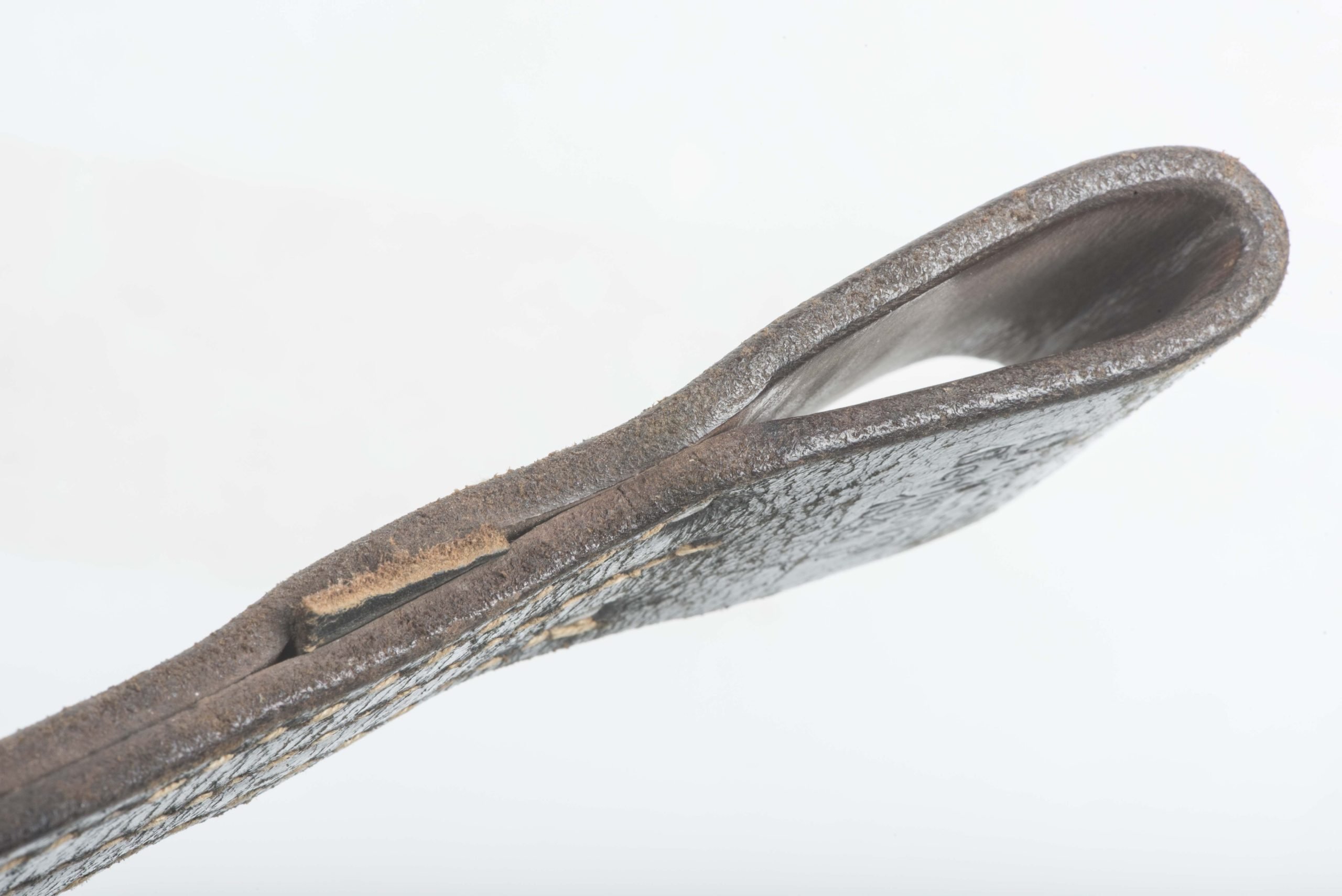 K98 bayonet frog marked C. Riese, Berlin 1941 — image 4