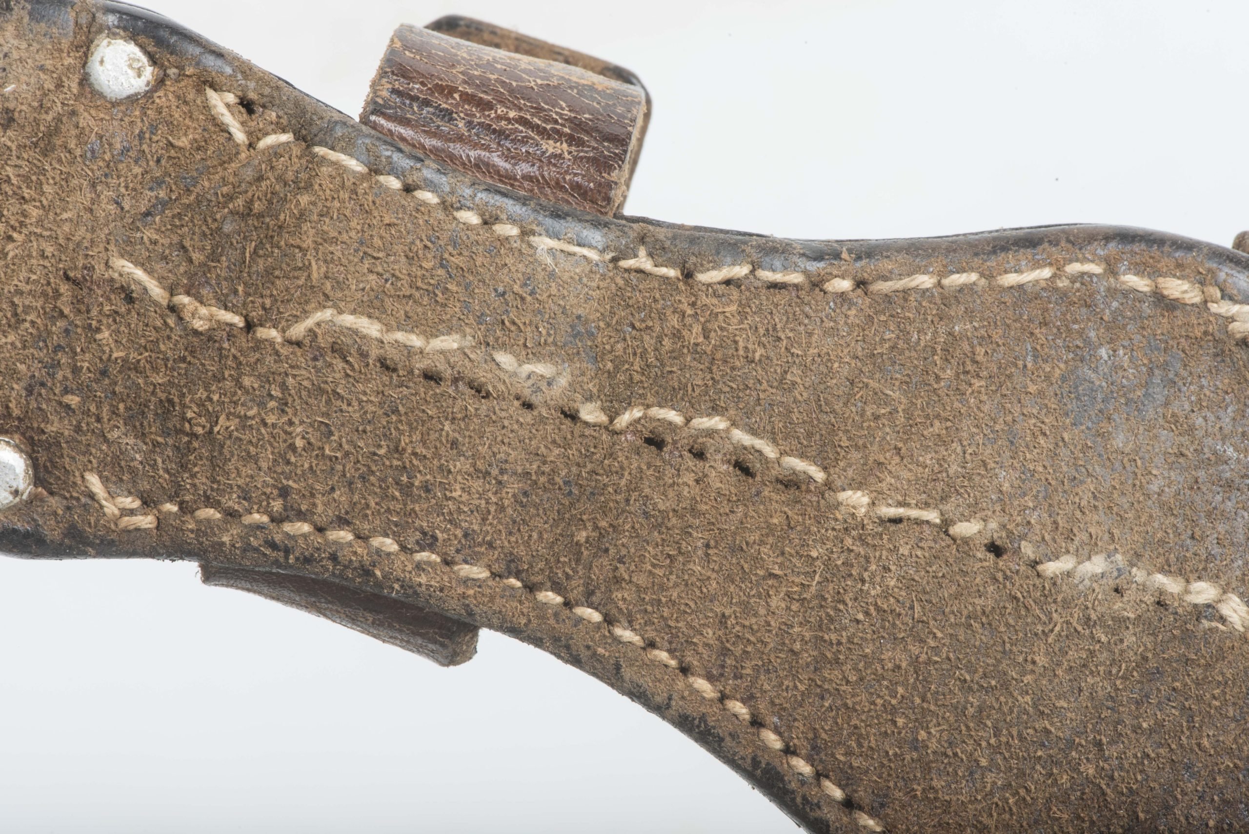 K98 bayonet frog marked Carl Hepting, 1937 — image 5