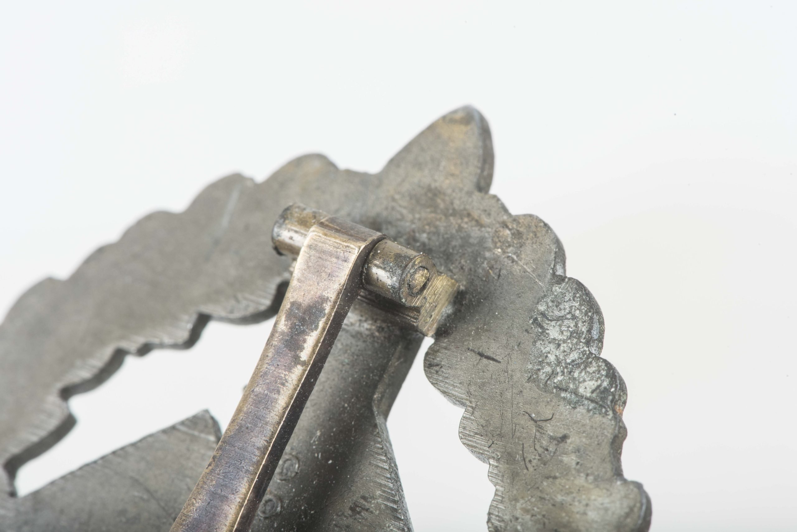 SA sport badge marked RZM M1/100 — image 3