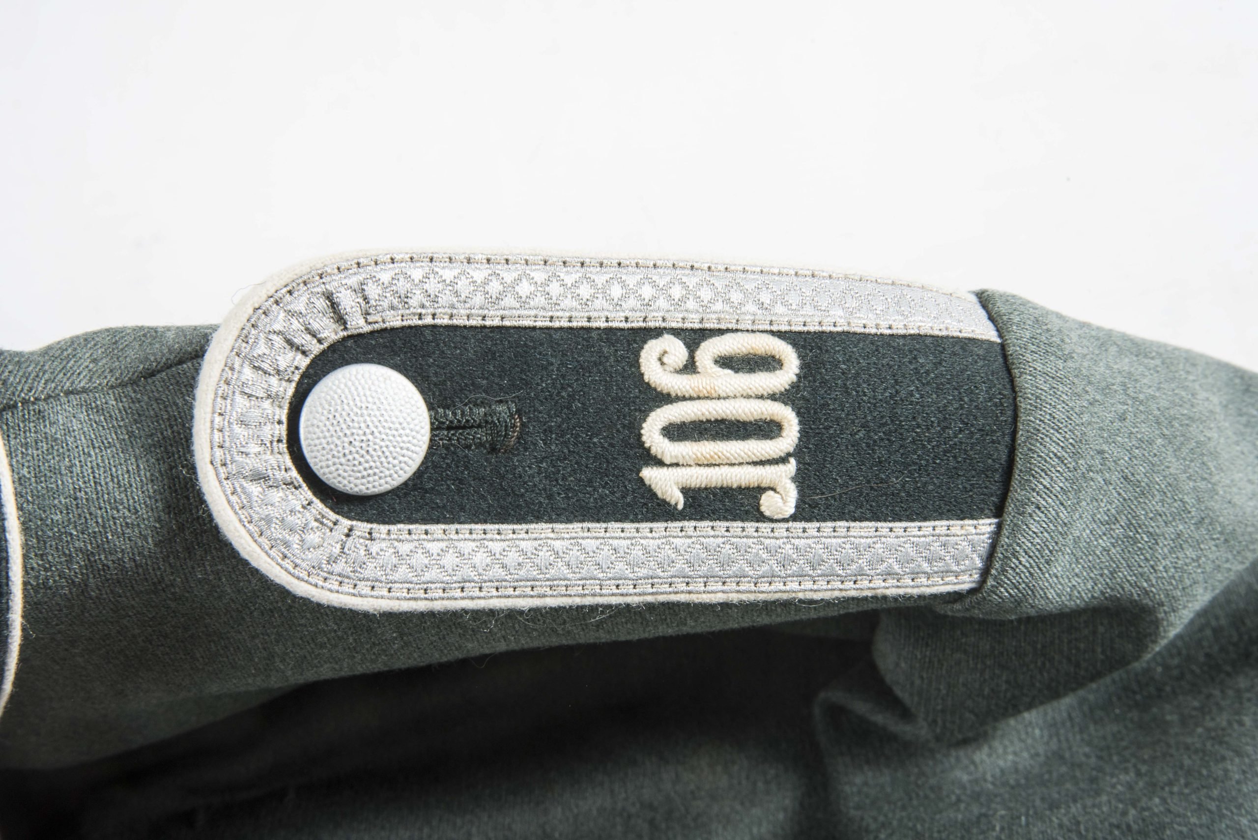 Heer Waffenrock for Unteroffizier Schönfeld in Infanterie Regiment 106 — image 5