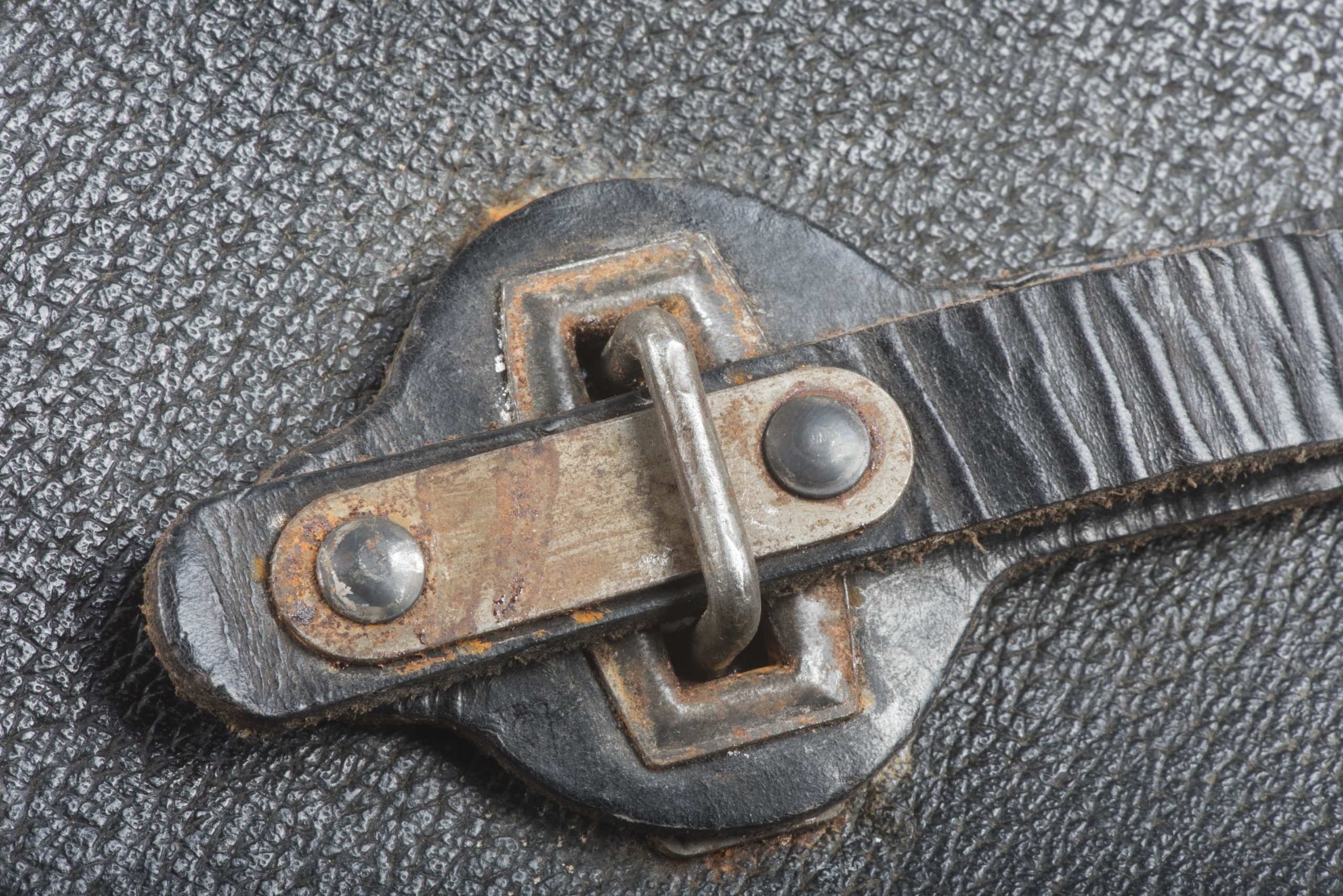 Rare short handled wire cutter pouch marked gut — image 5