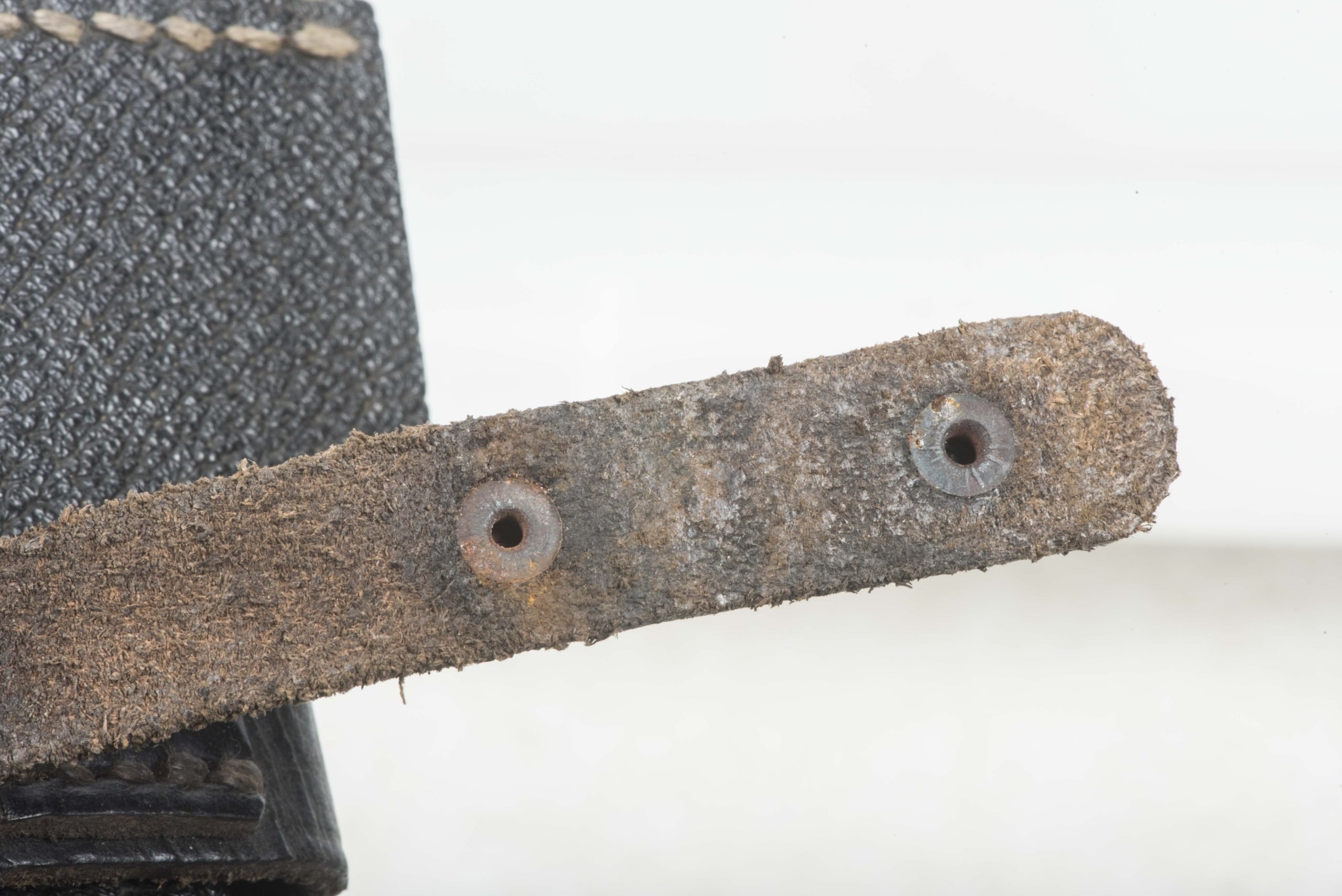 Rare short handled wire cutter pouch marked gut — image 7