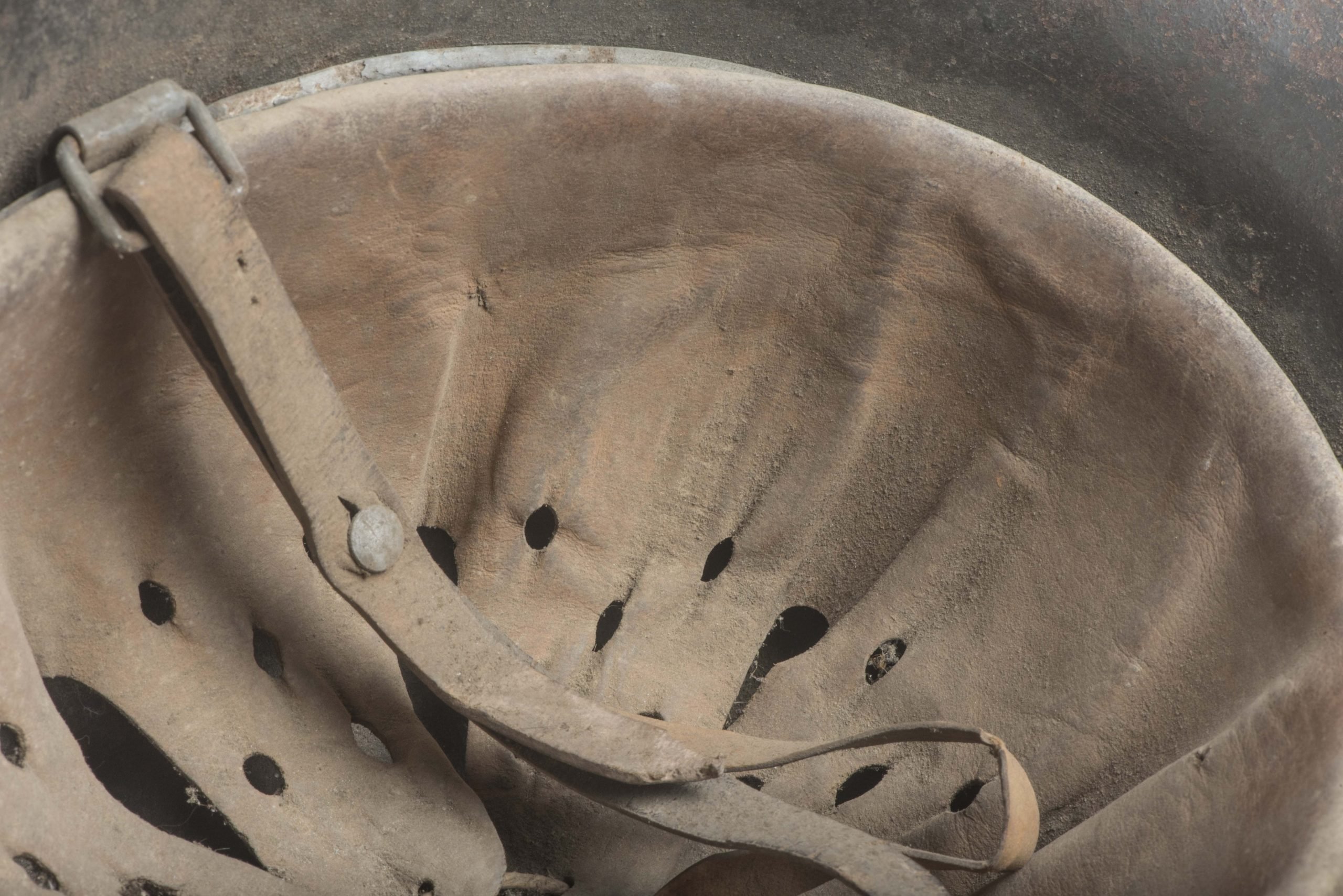 Size 64 M18 reissue Heer helmet — image 12