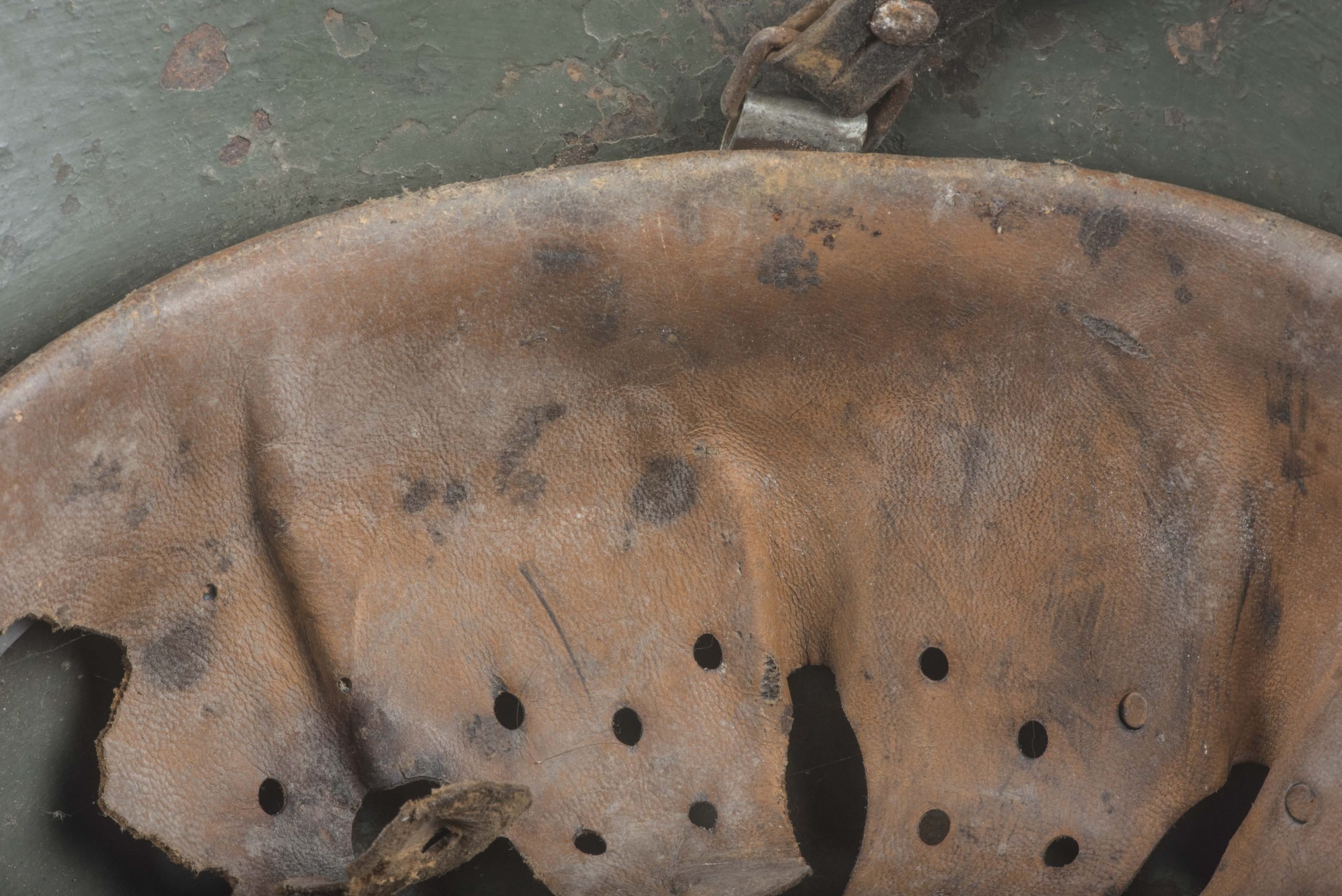 W.66 M18 reissue Heer helmet — image 12