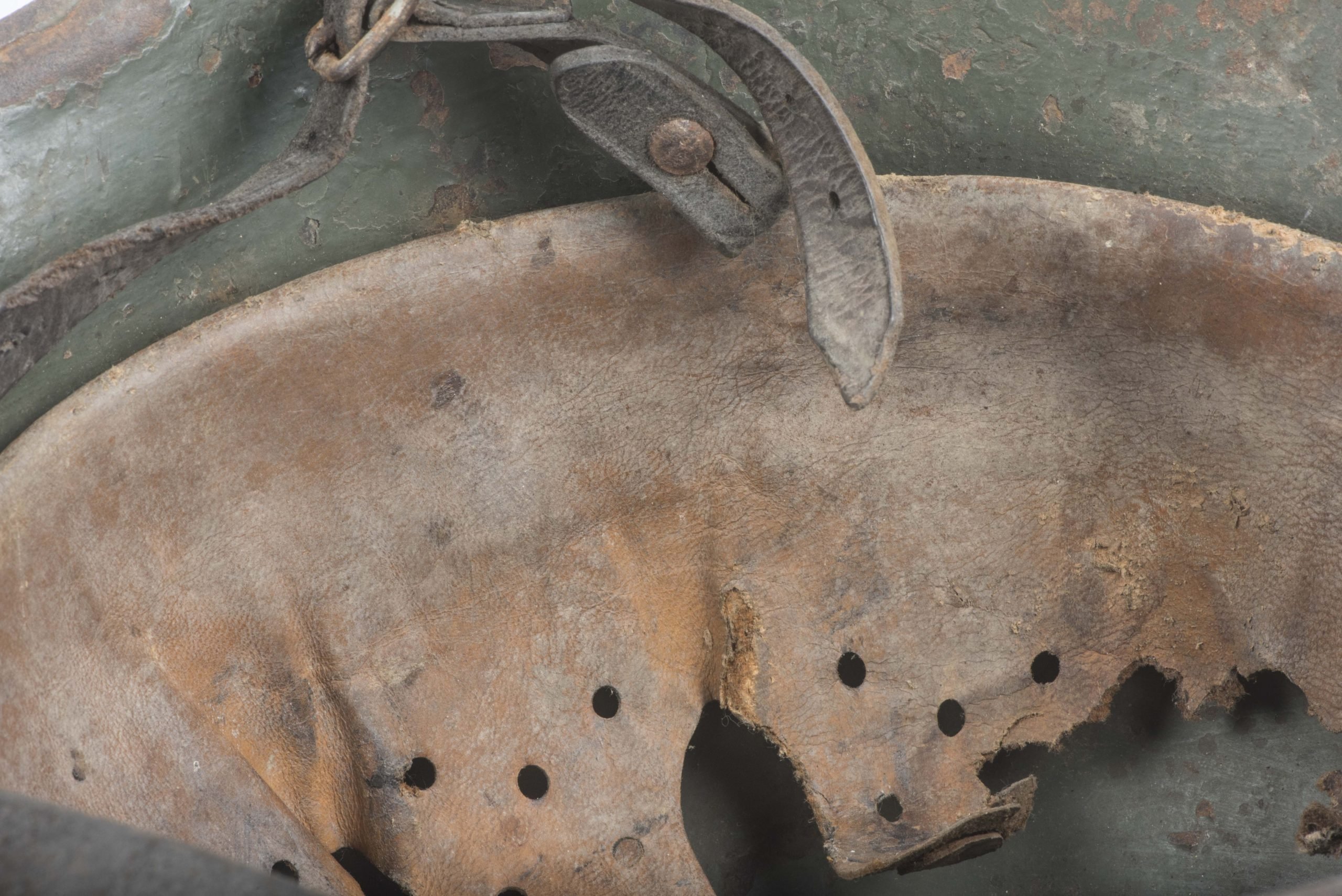 W.66 M18 reissue Heer helmet — image 14