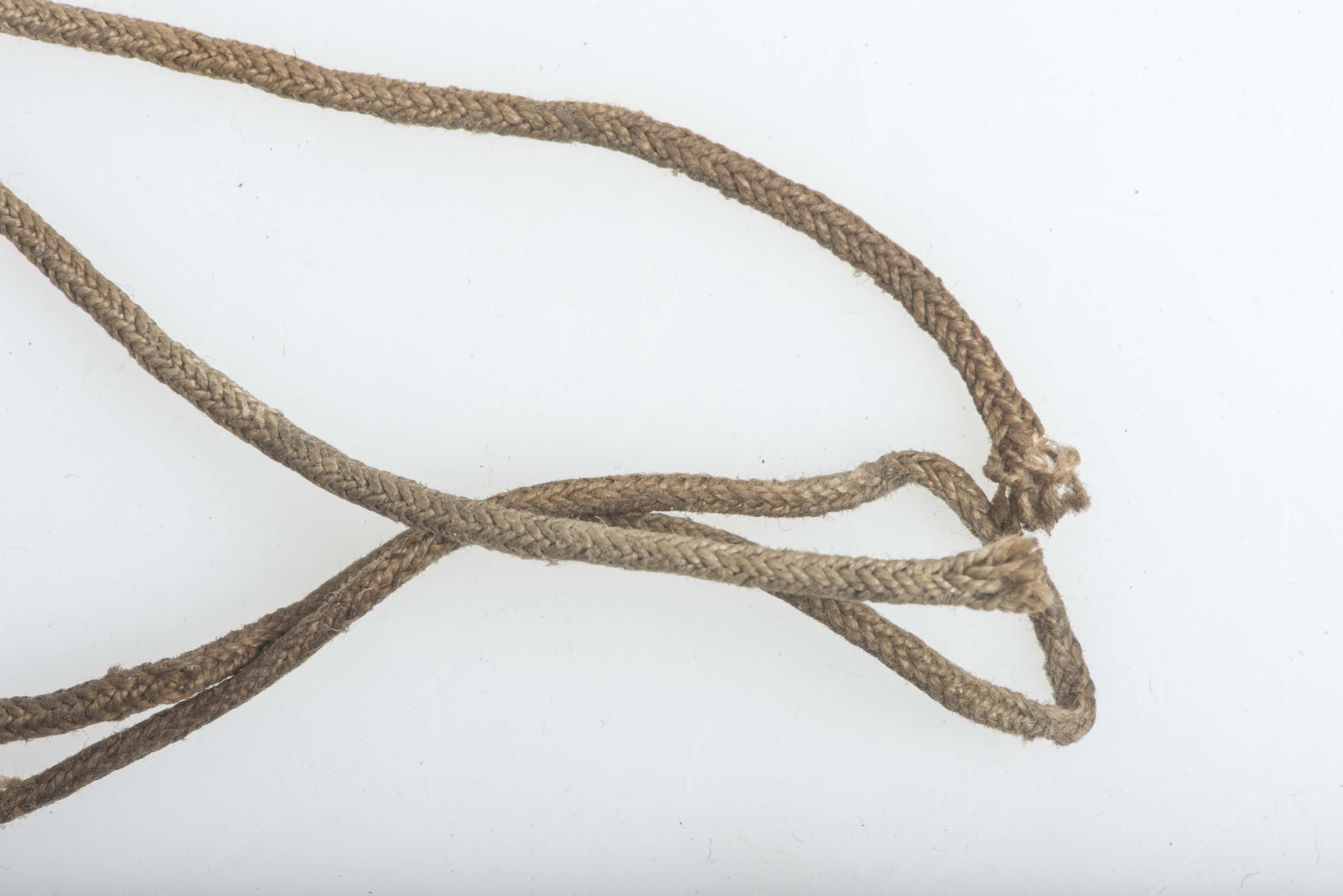 German helmet liner string — image 3