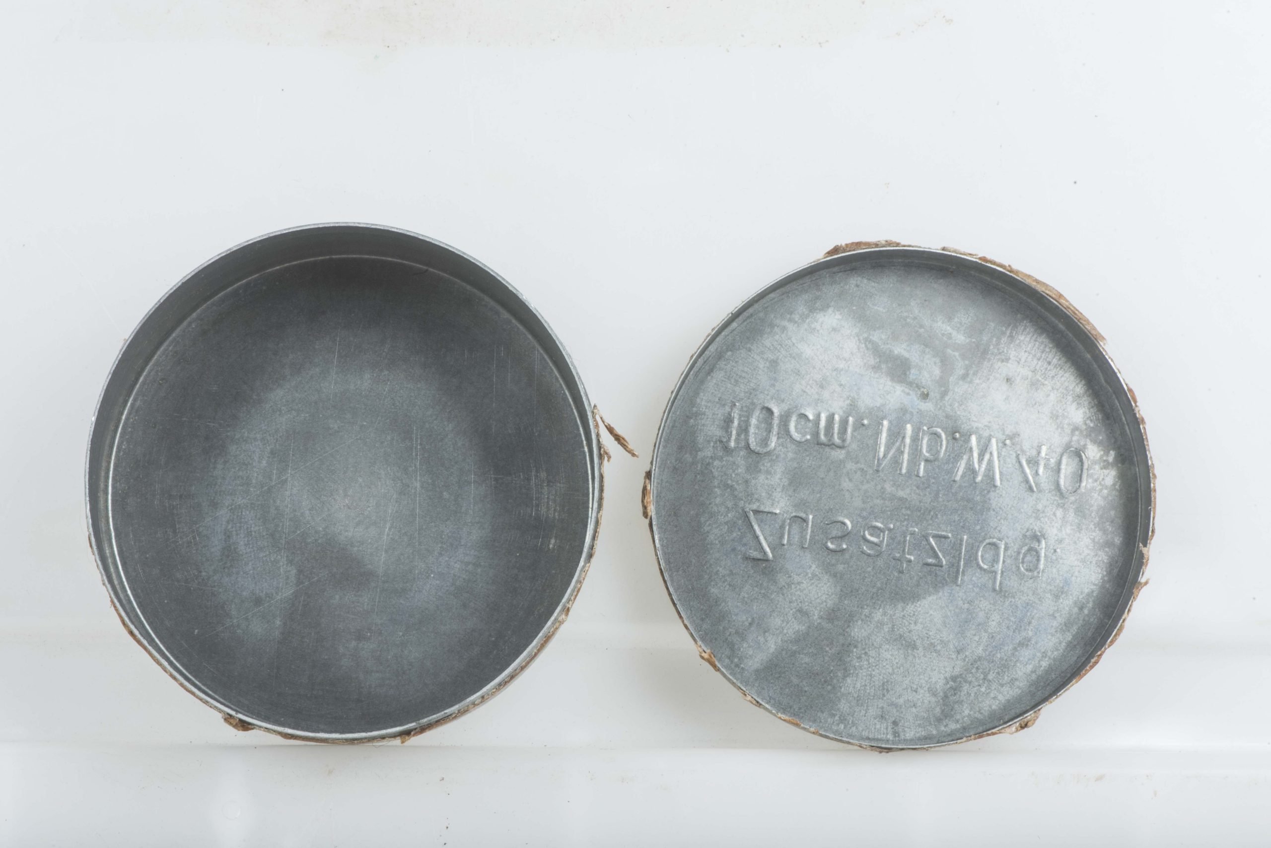 Metal container for the Zusatzldg. 10 cm Nebelwerfer 40 marked cmp 1940 — image 3