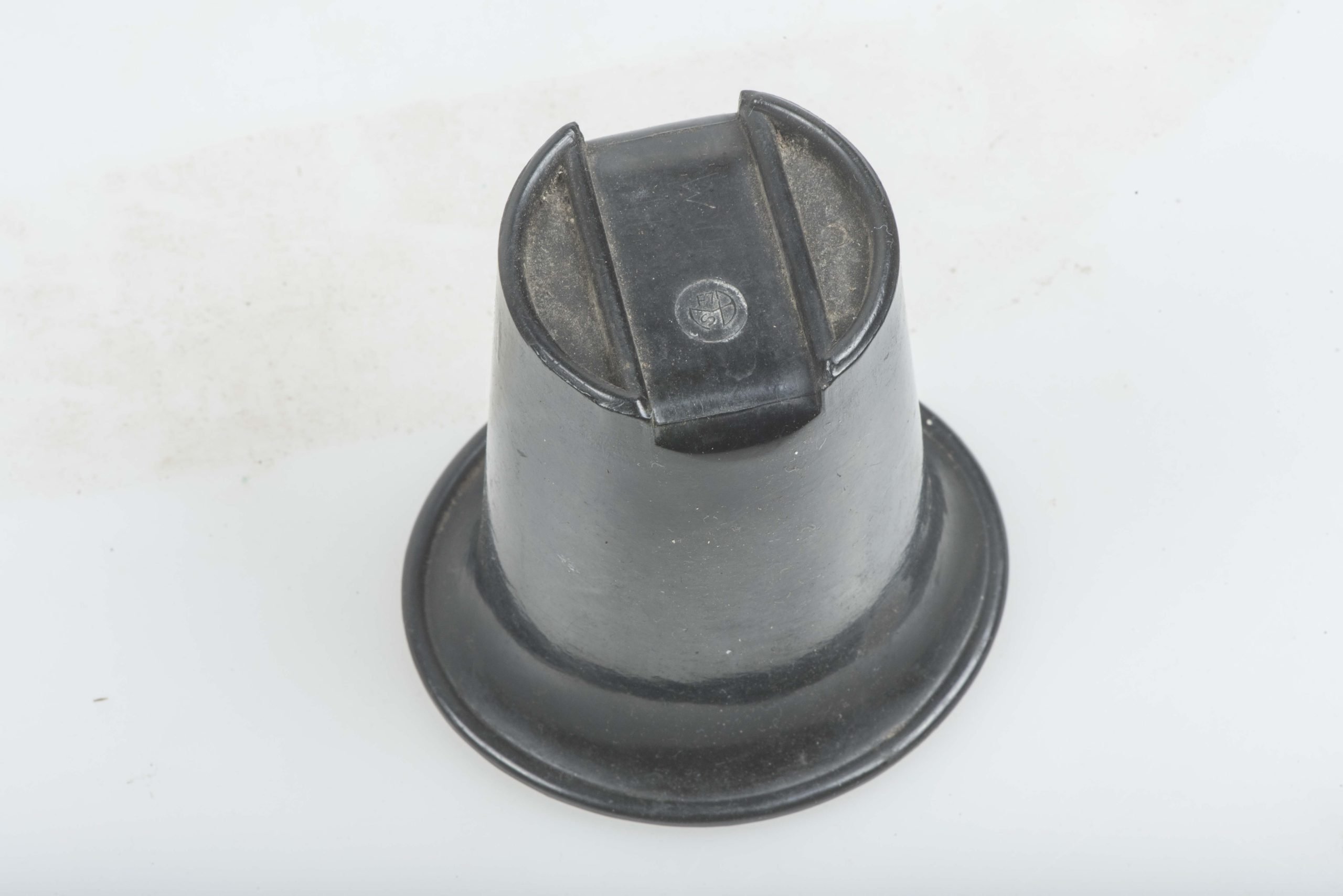 Coconut canteen marked HRE 43 — image 4